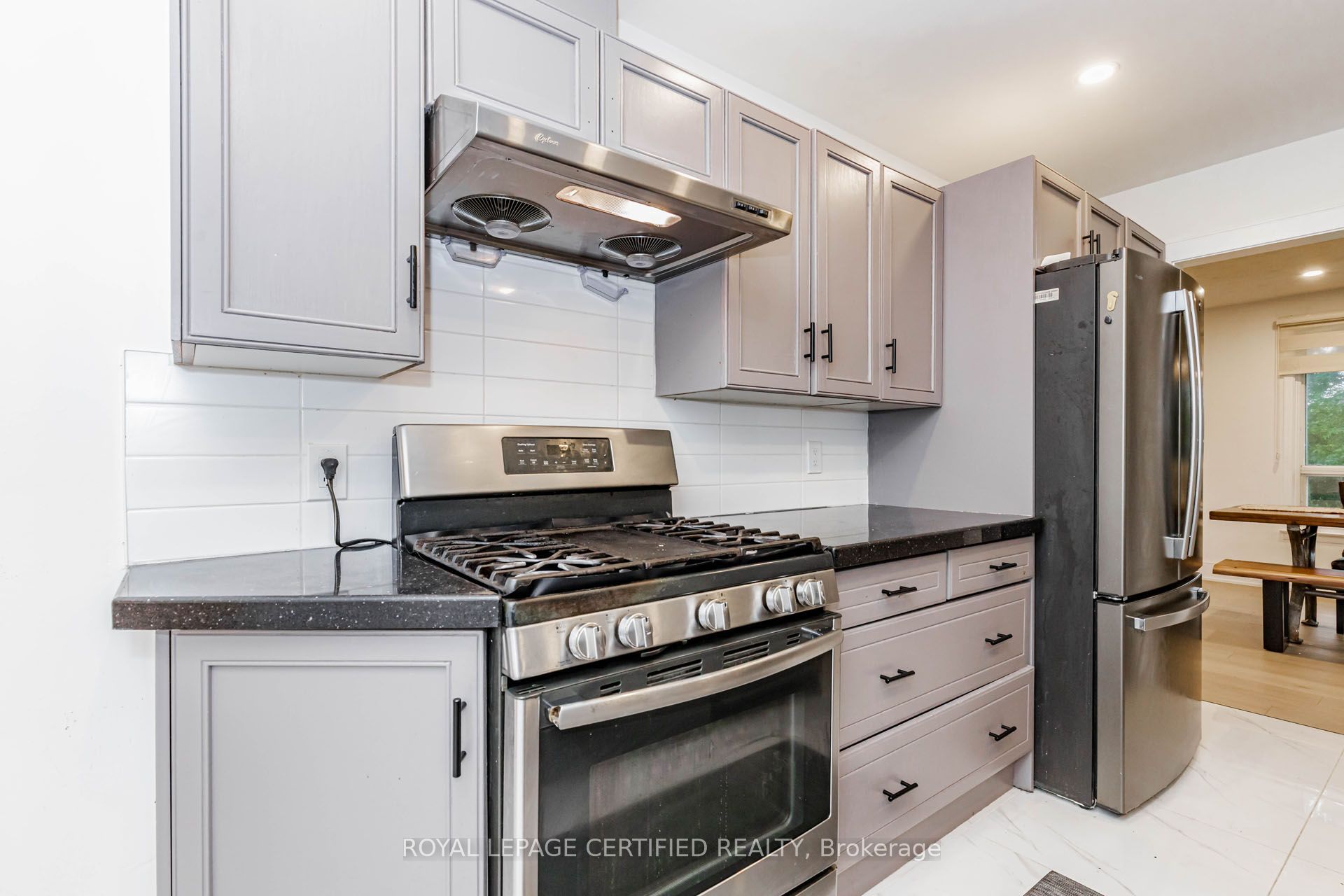 9706 Guelph Line Property Photo 16