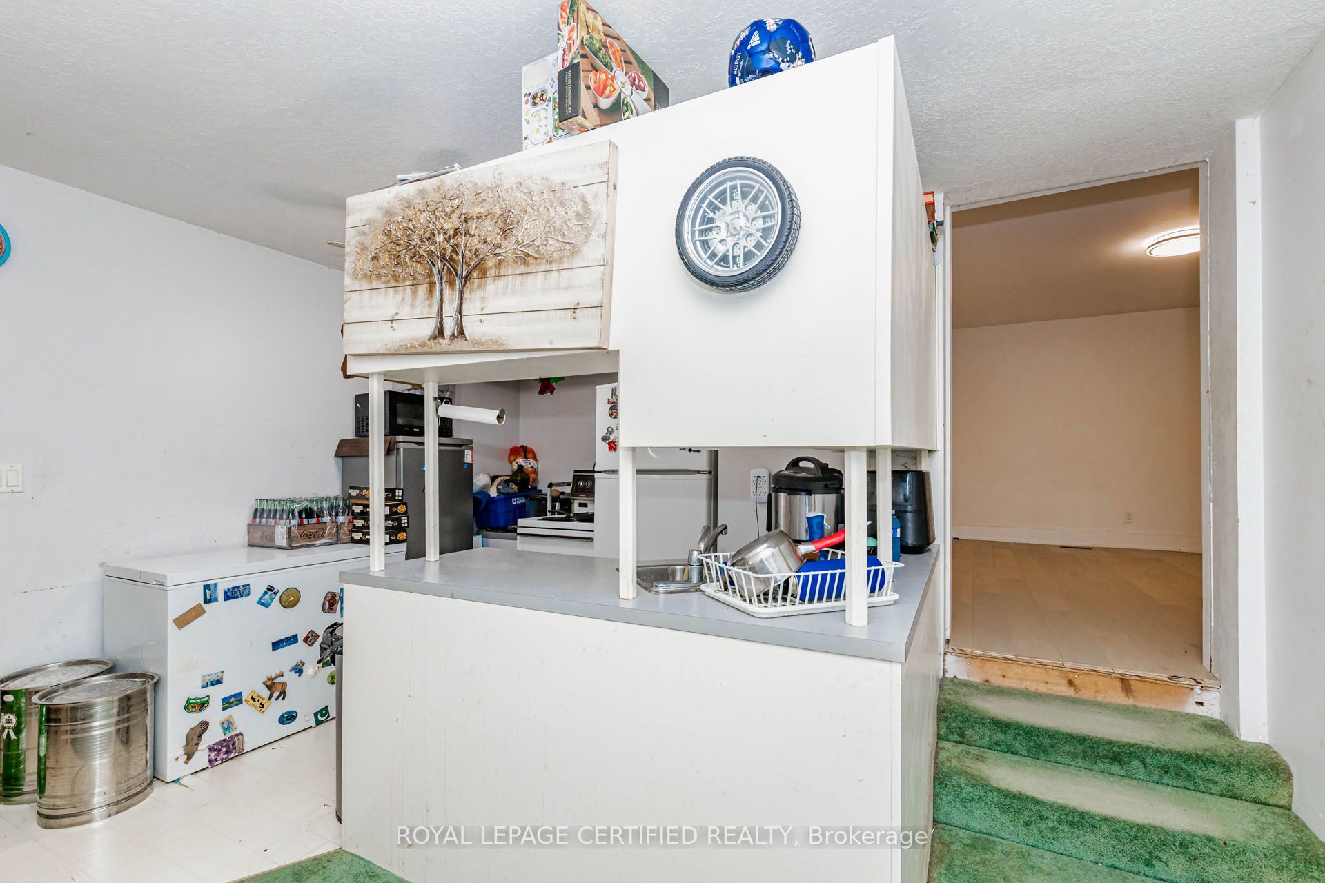 9706 Guelph Line Property Photo 30