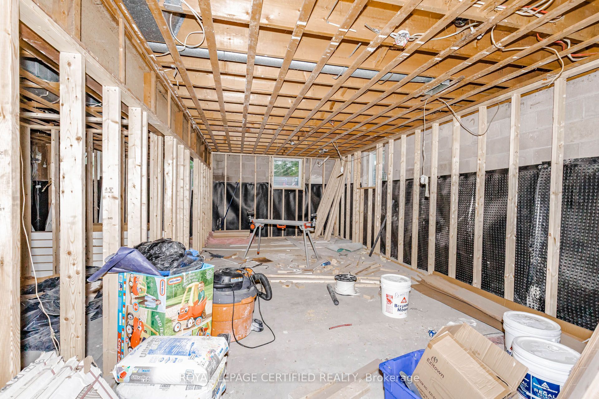 9706 Guelph Line Property Photo 37