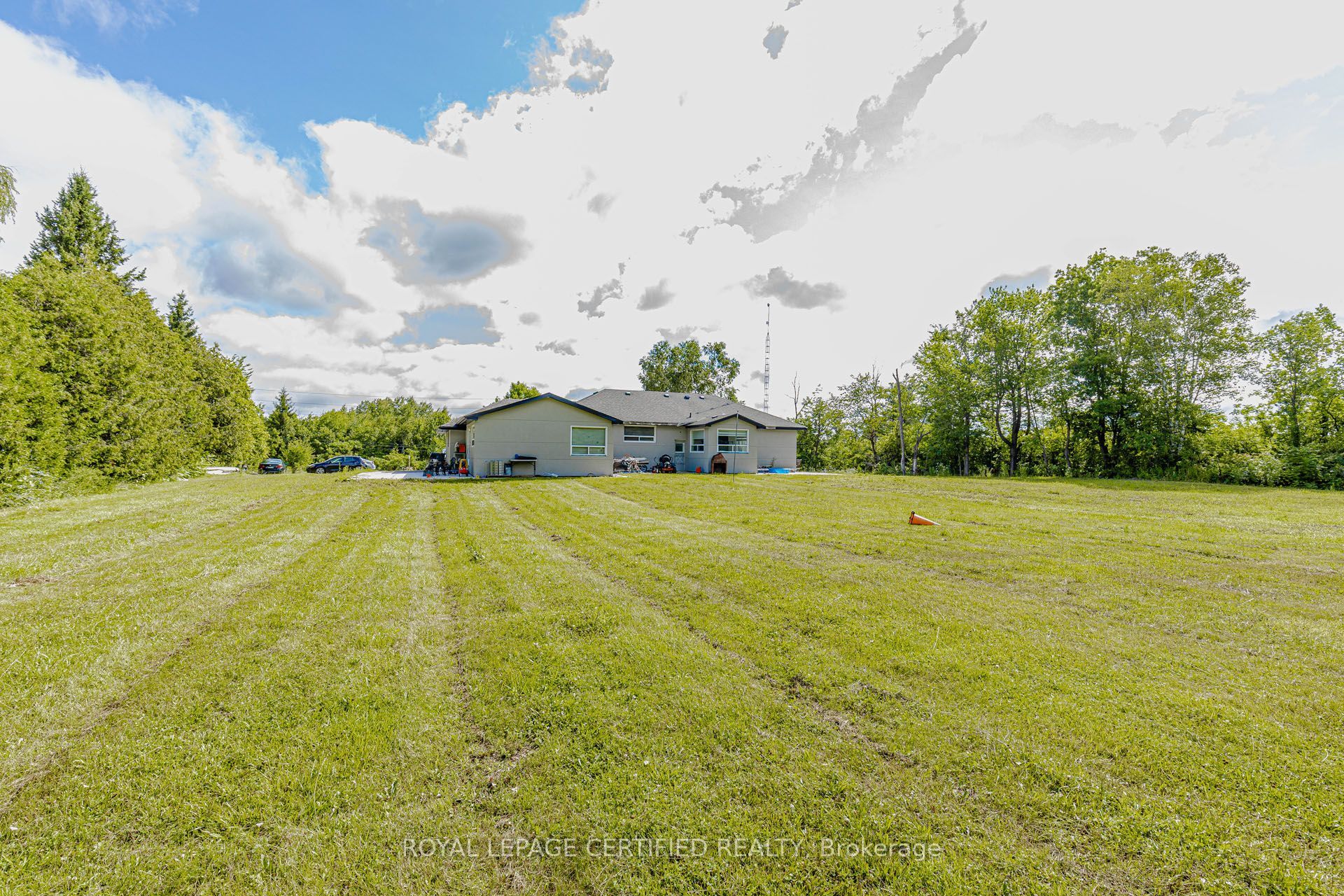 9706 Guelph Line Property Photo 40