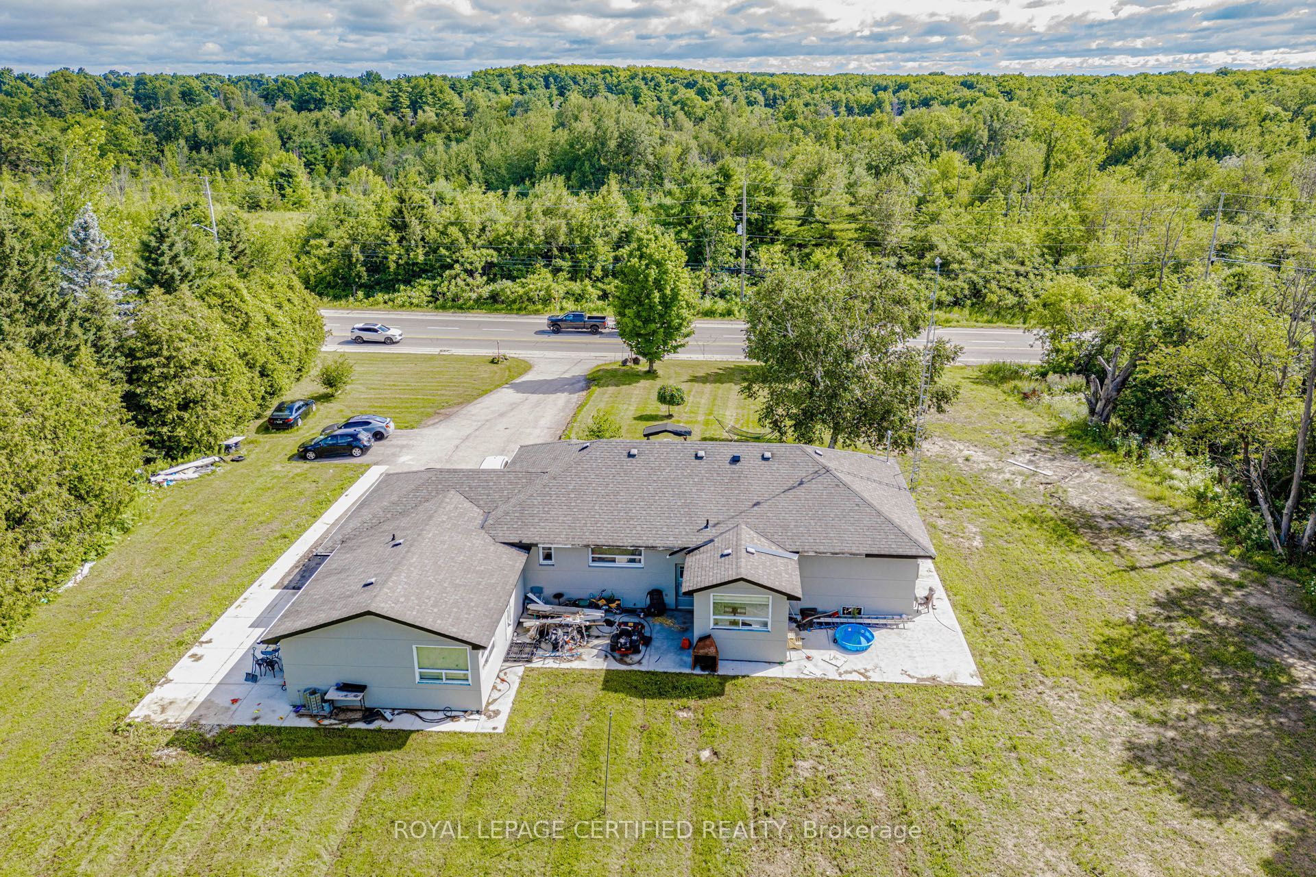 9706 Guelph Line Property Photo 42