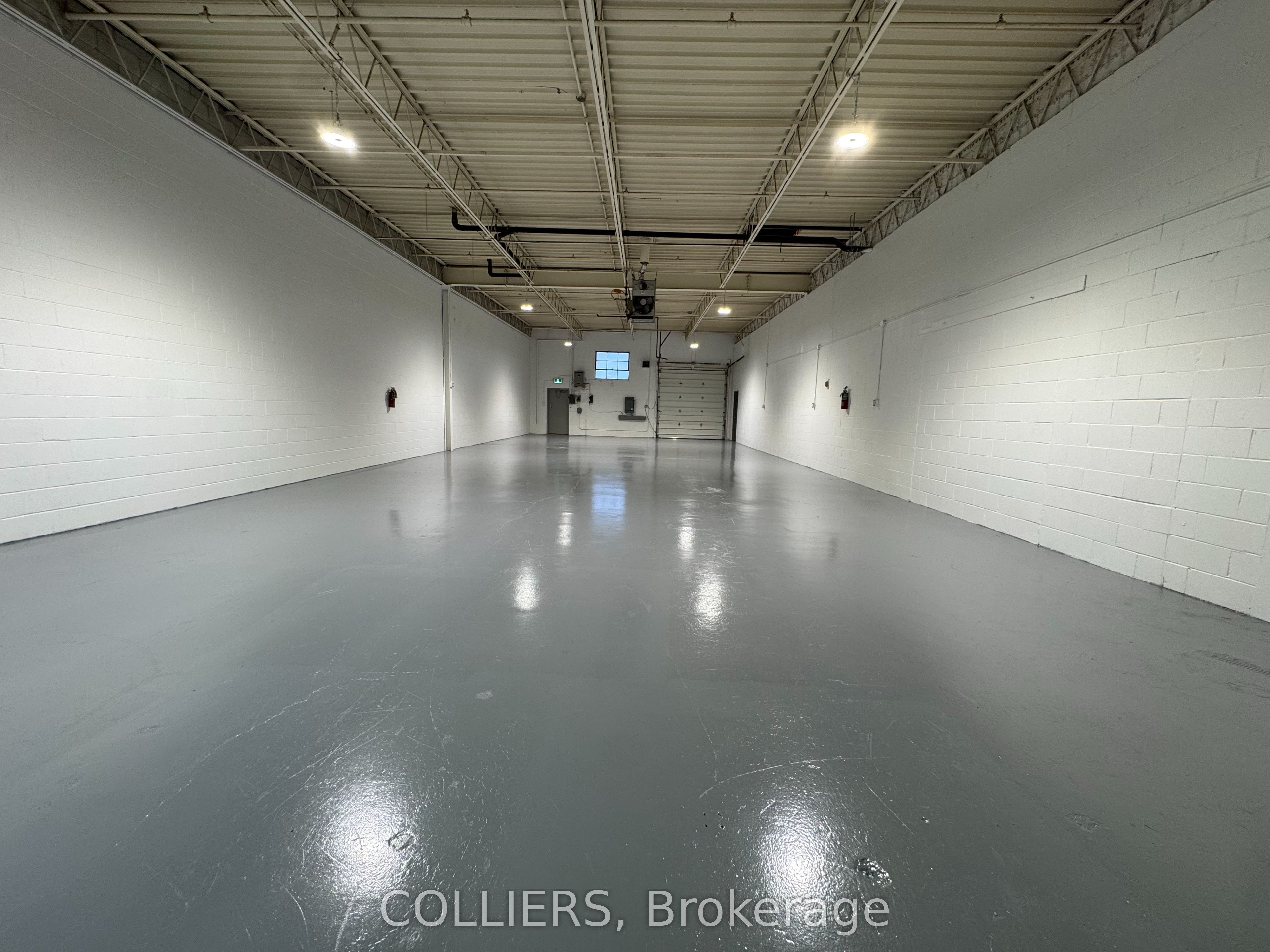 1200 Aimco Boulevard 9 Property Photo 7