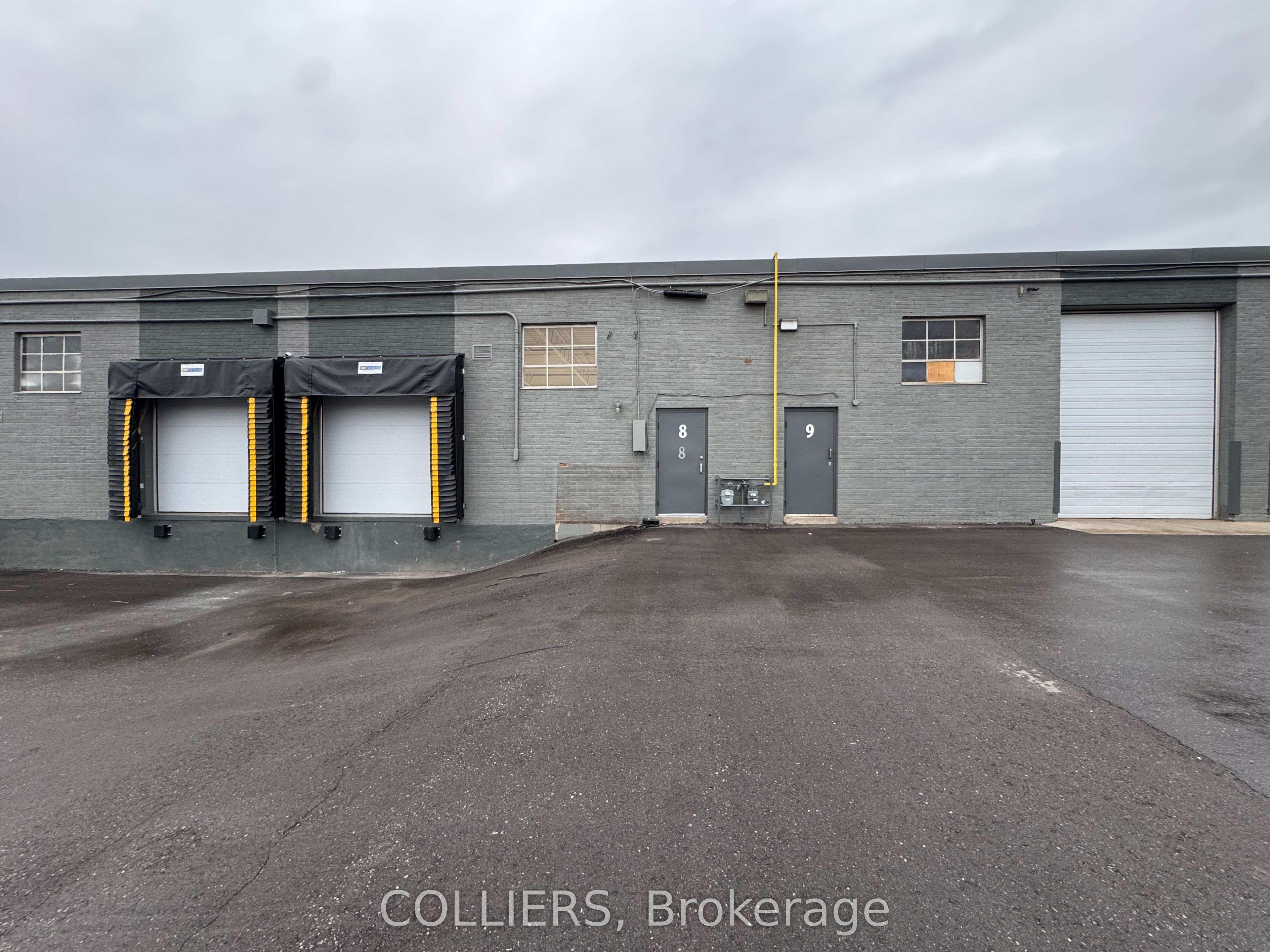 1200 Aimco Boulevard 9 Property Photo 10