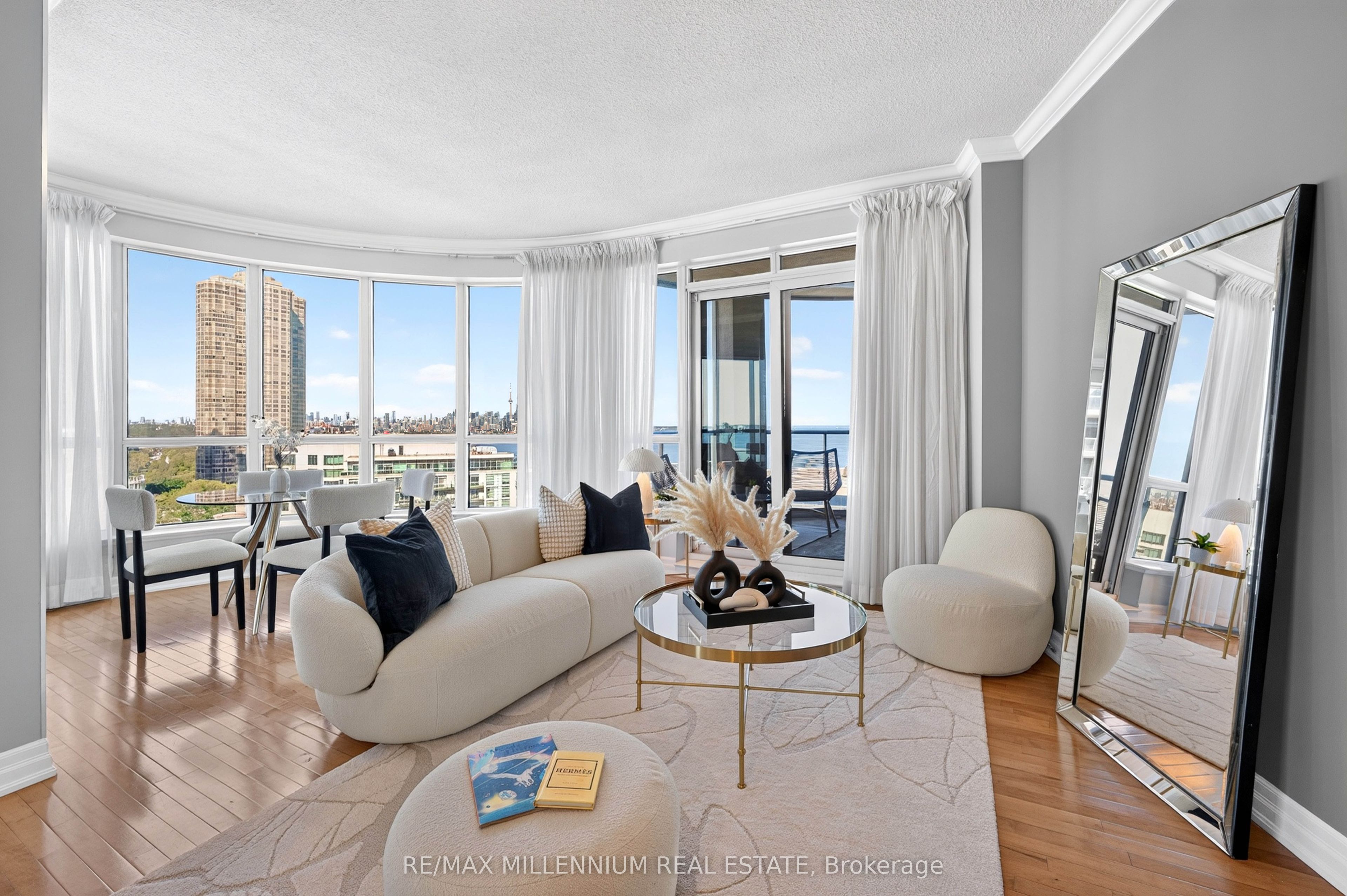 2087 Lake Shore Boulevard W 1503 Property Photo 2