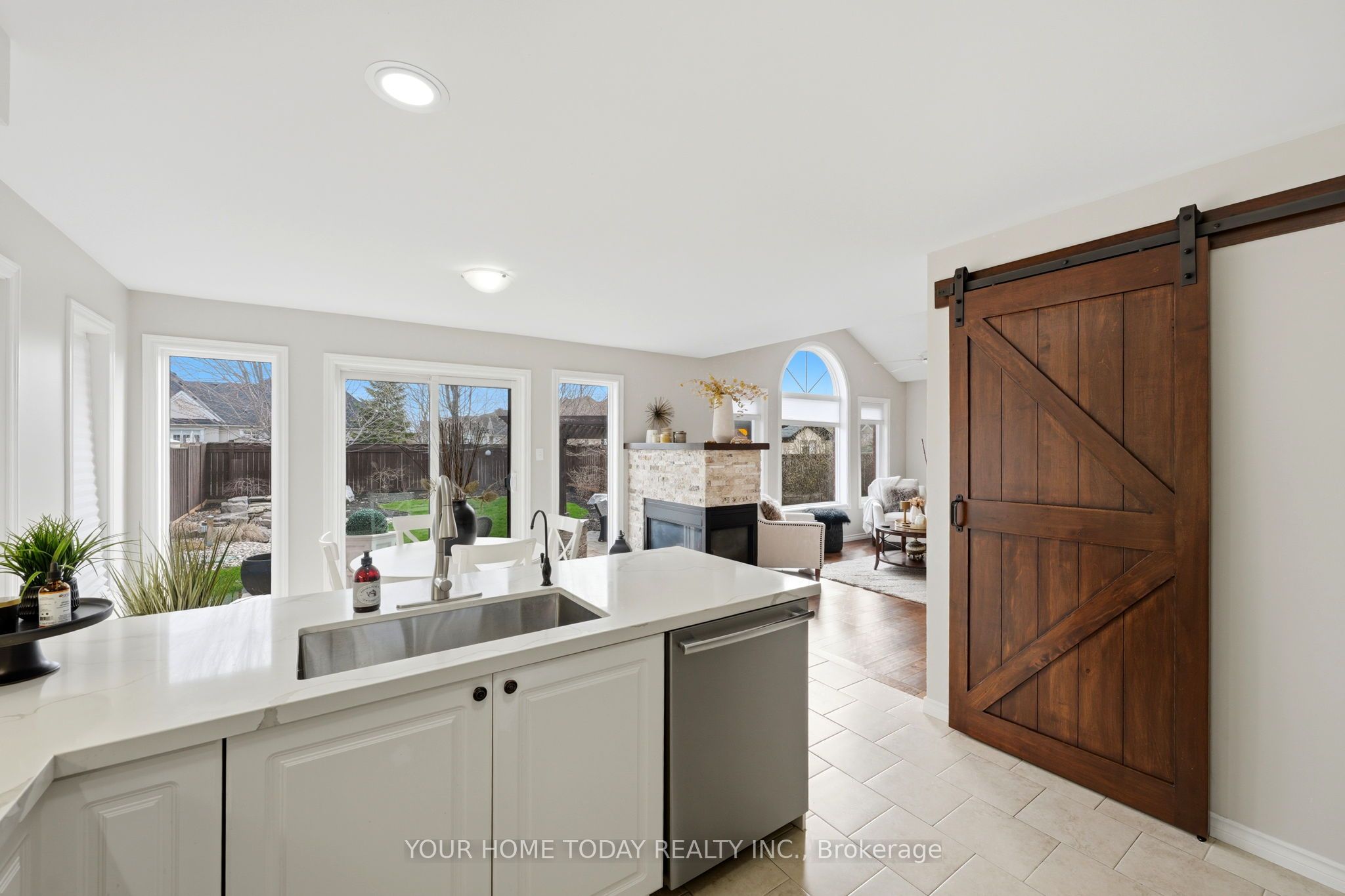 96 Lauchlin Crescent Property Photo 11