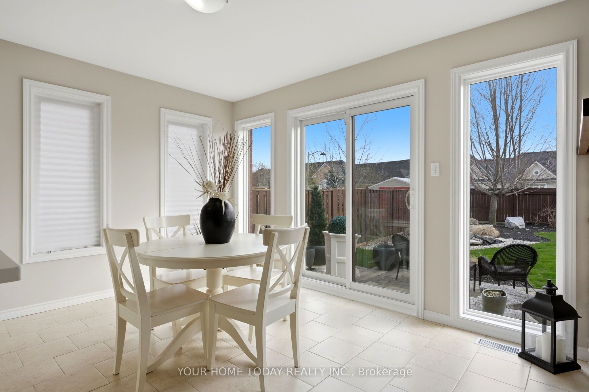 96 Lauchlin Crescent Property Photo 14