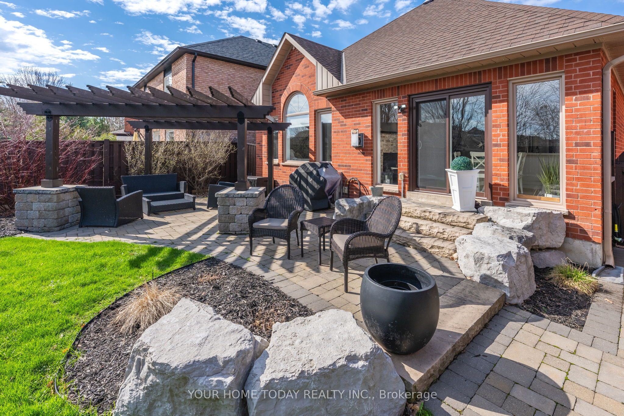 96 Lauchlin Crescent Property Photo 35