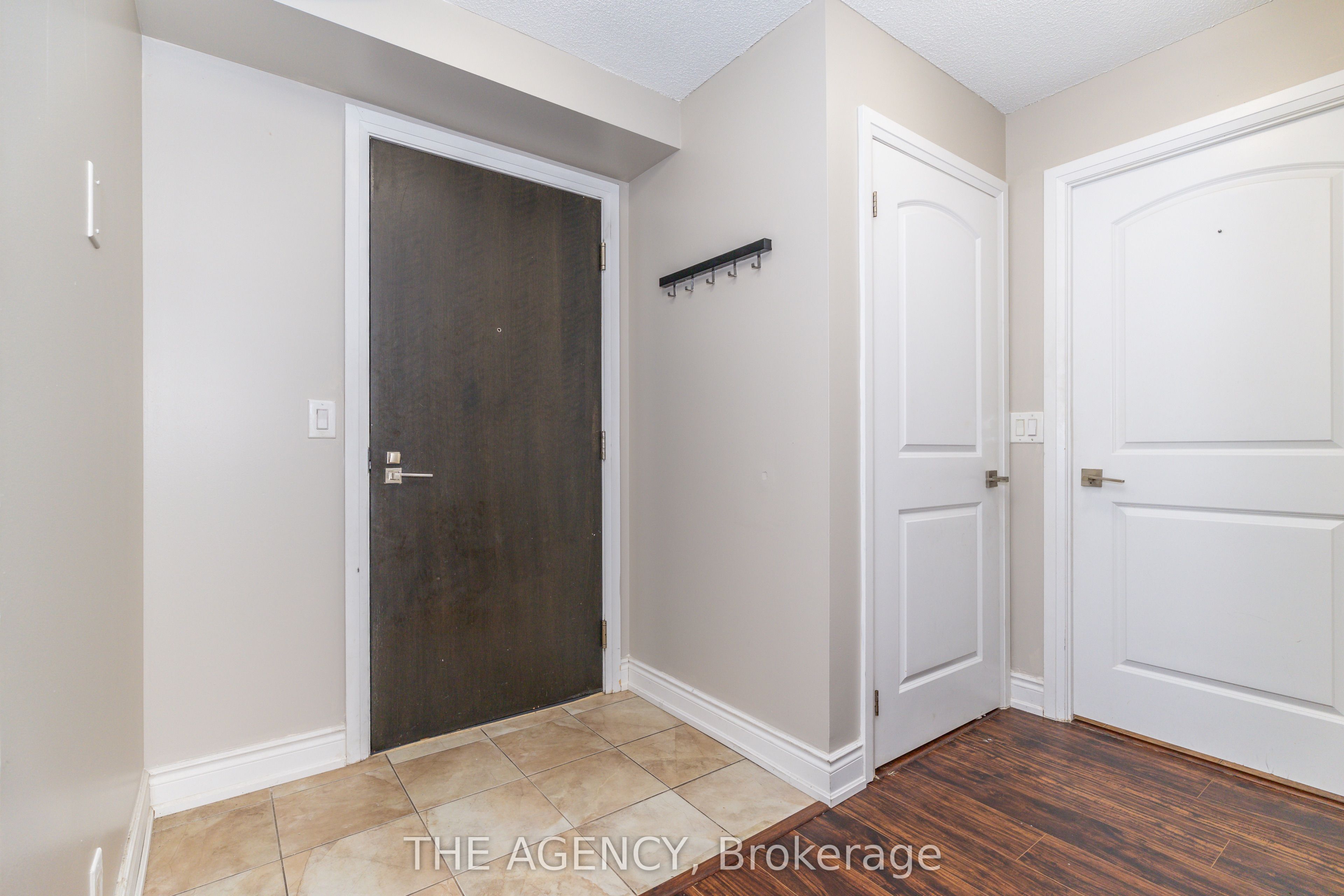 1070 Sheppard Avenue 1004 Property Photo 8