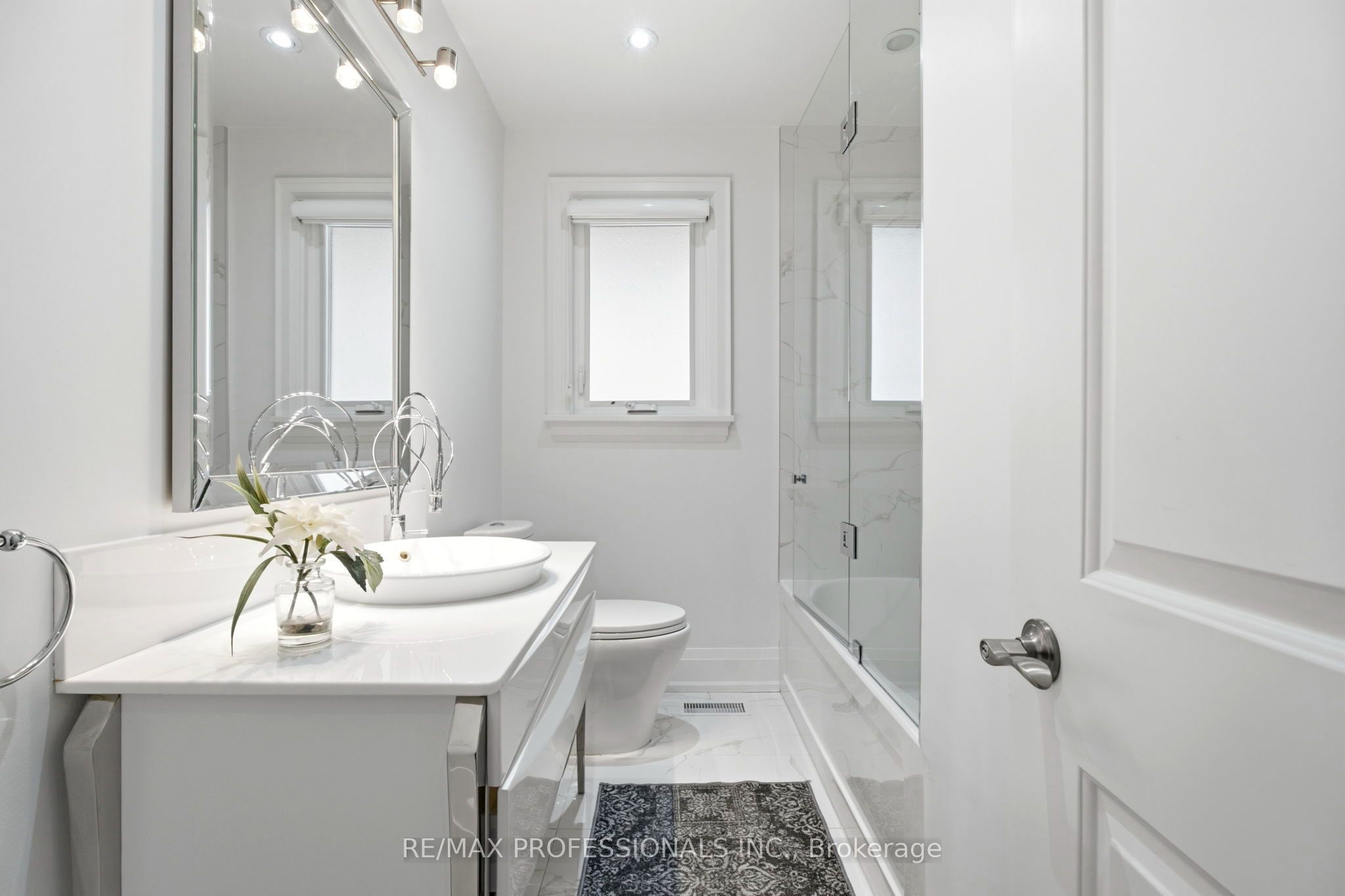 77 Cronin Drive Property Photo 13
