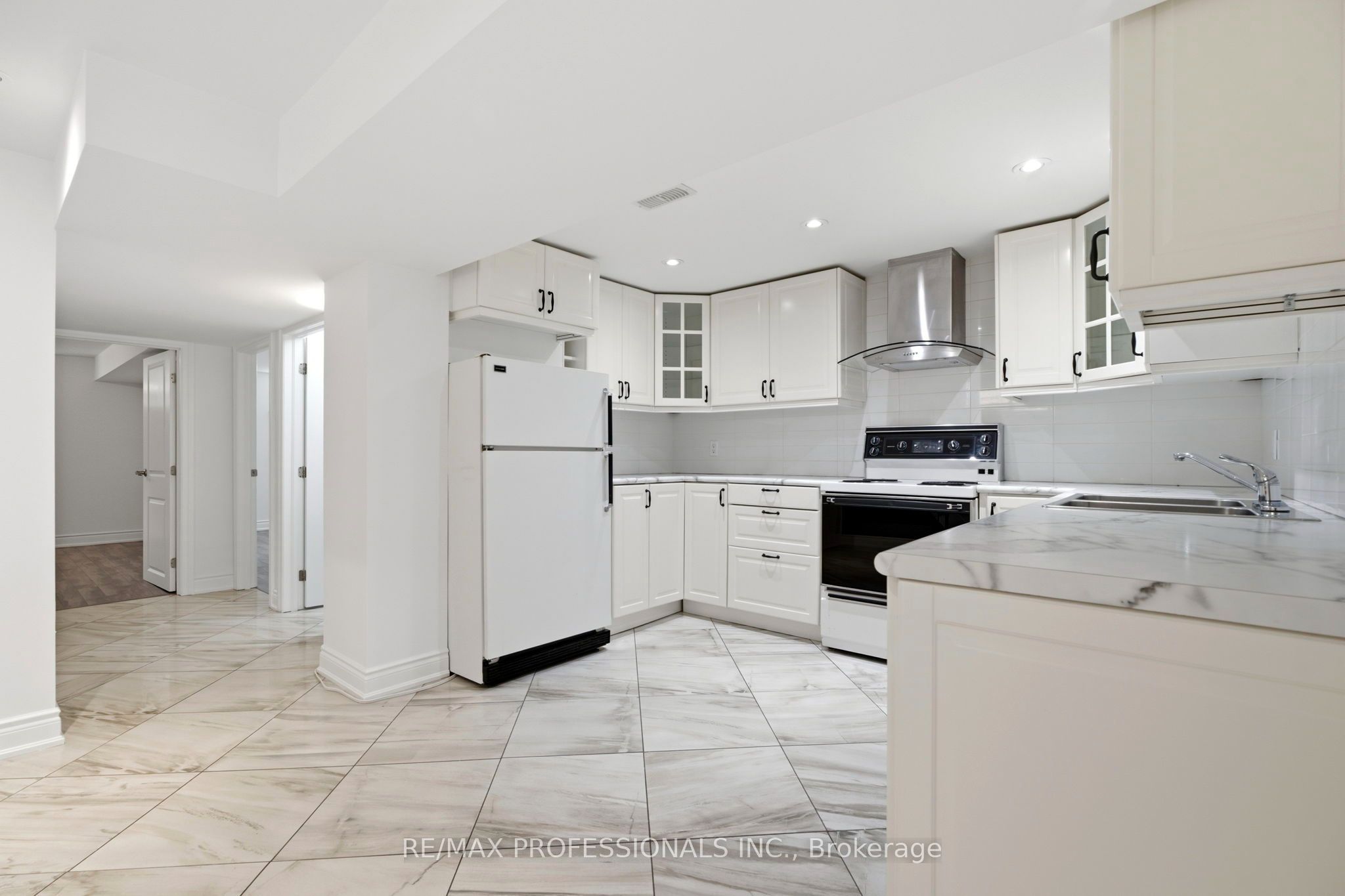 77 Cronin Drive Property Photo 26