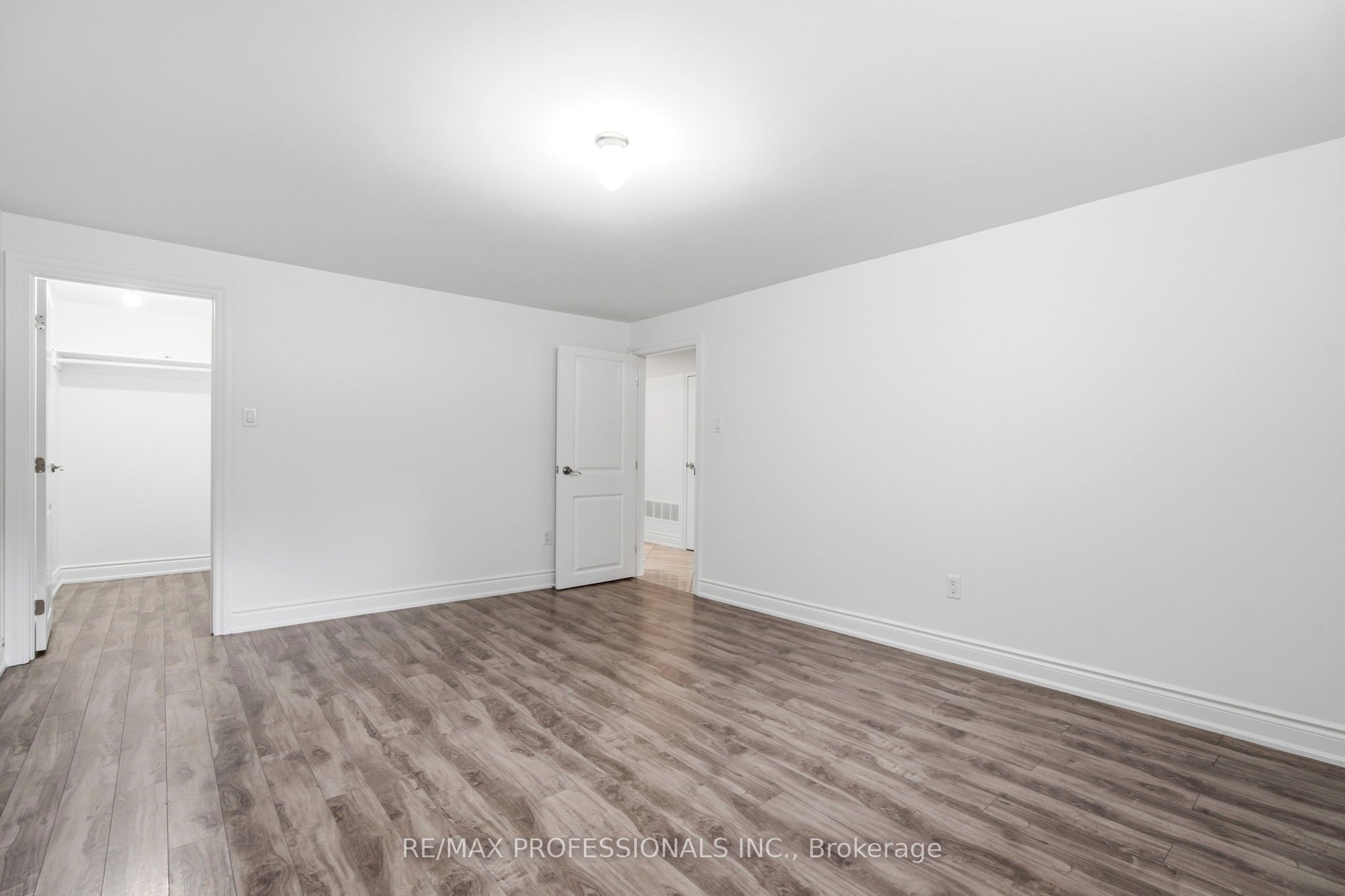 77 Cronin Drive Property Photo 28