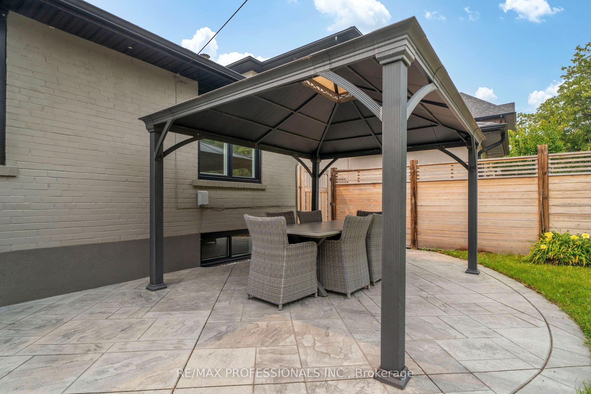 77 Cronin Drive Property Photo 34
