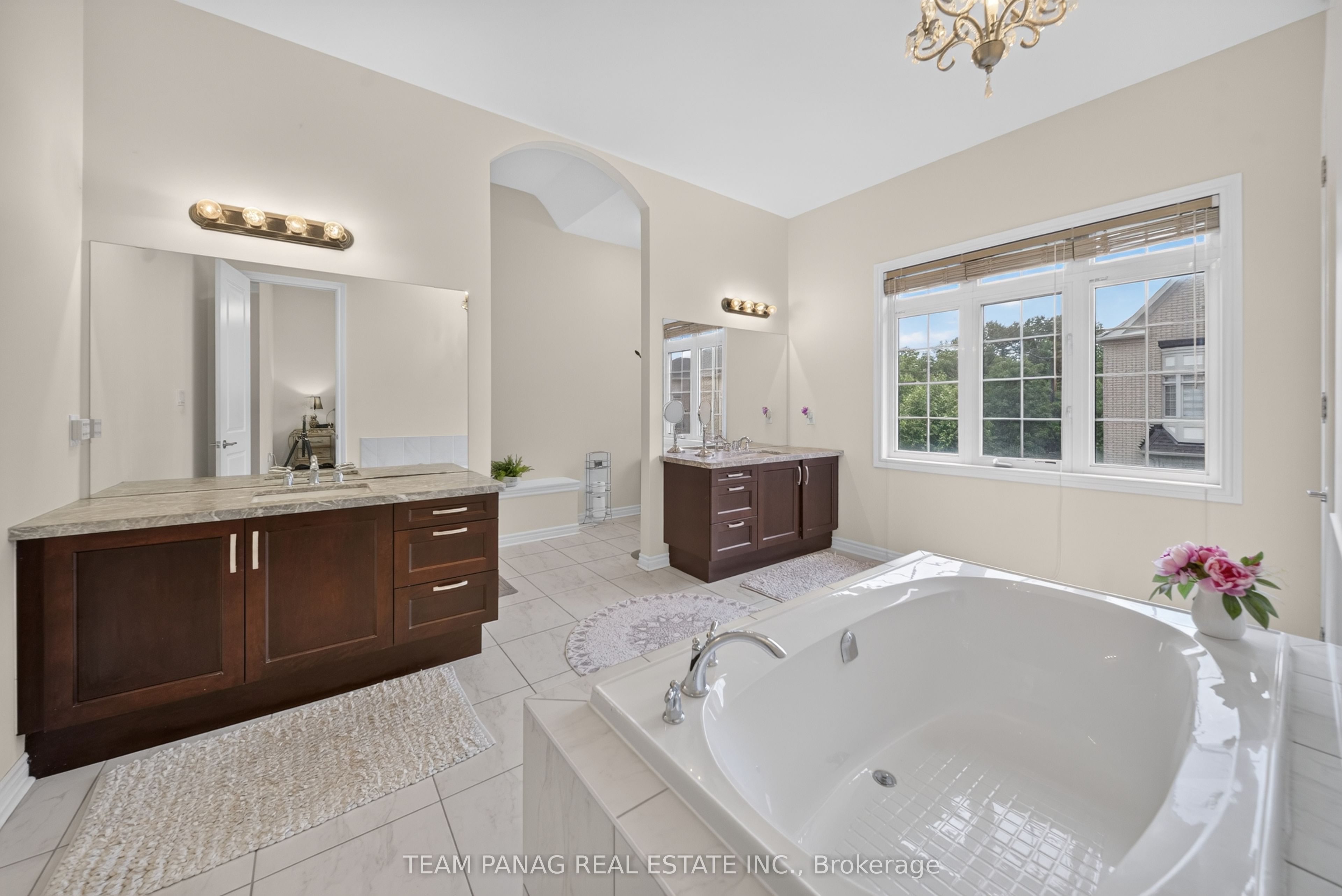 1 Astrantia Way Property Photo 32