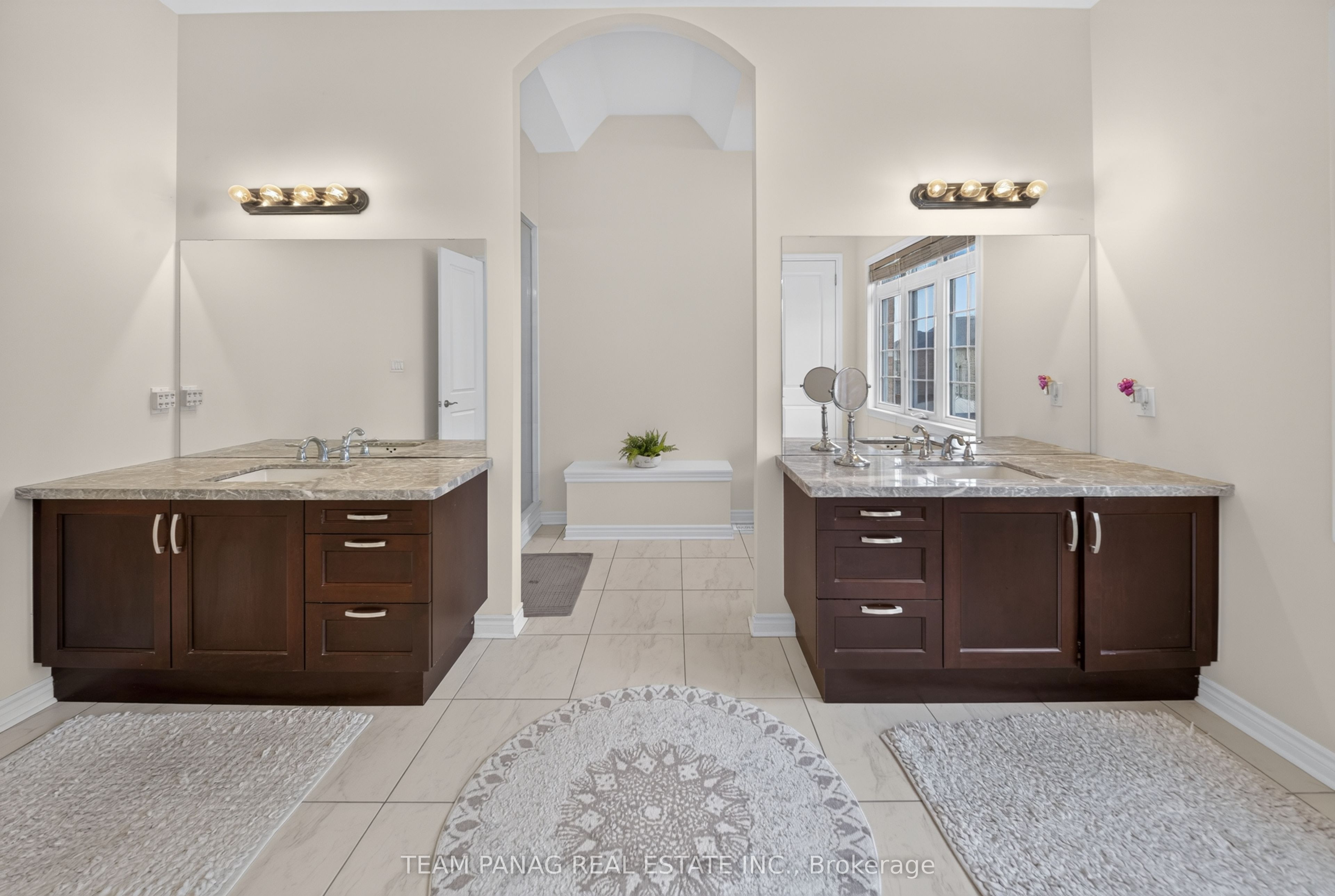 1 Astrantia Way Property Photo 33