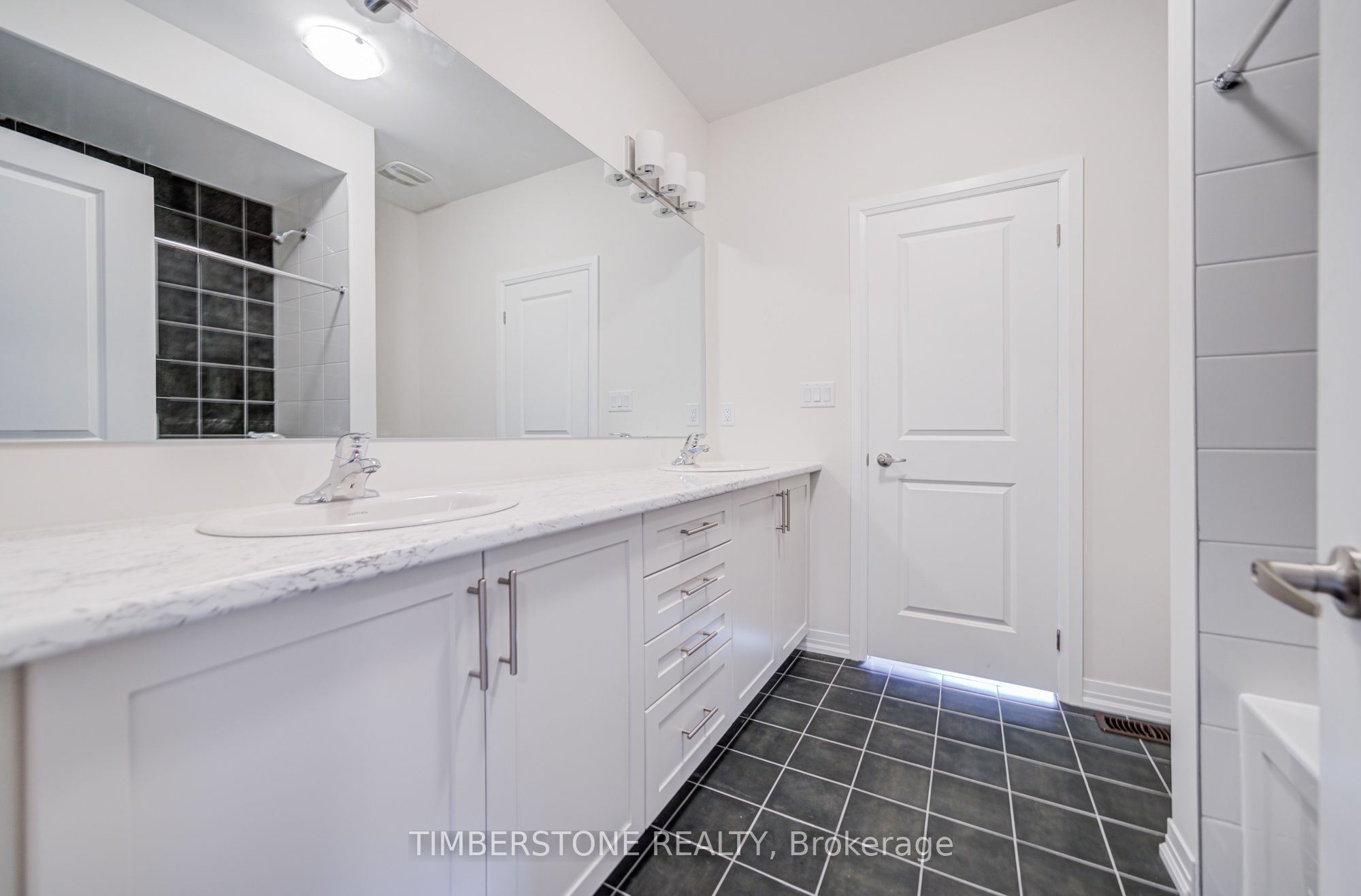 23 Aveena Road Property Photo 30
