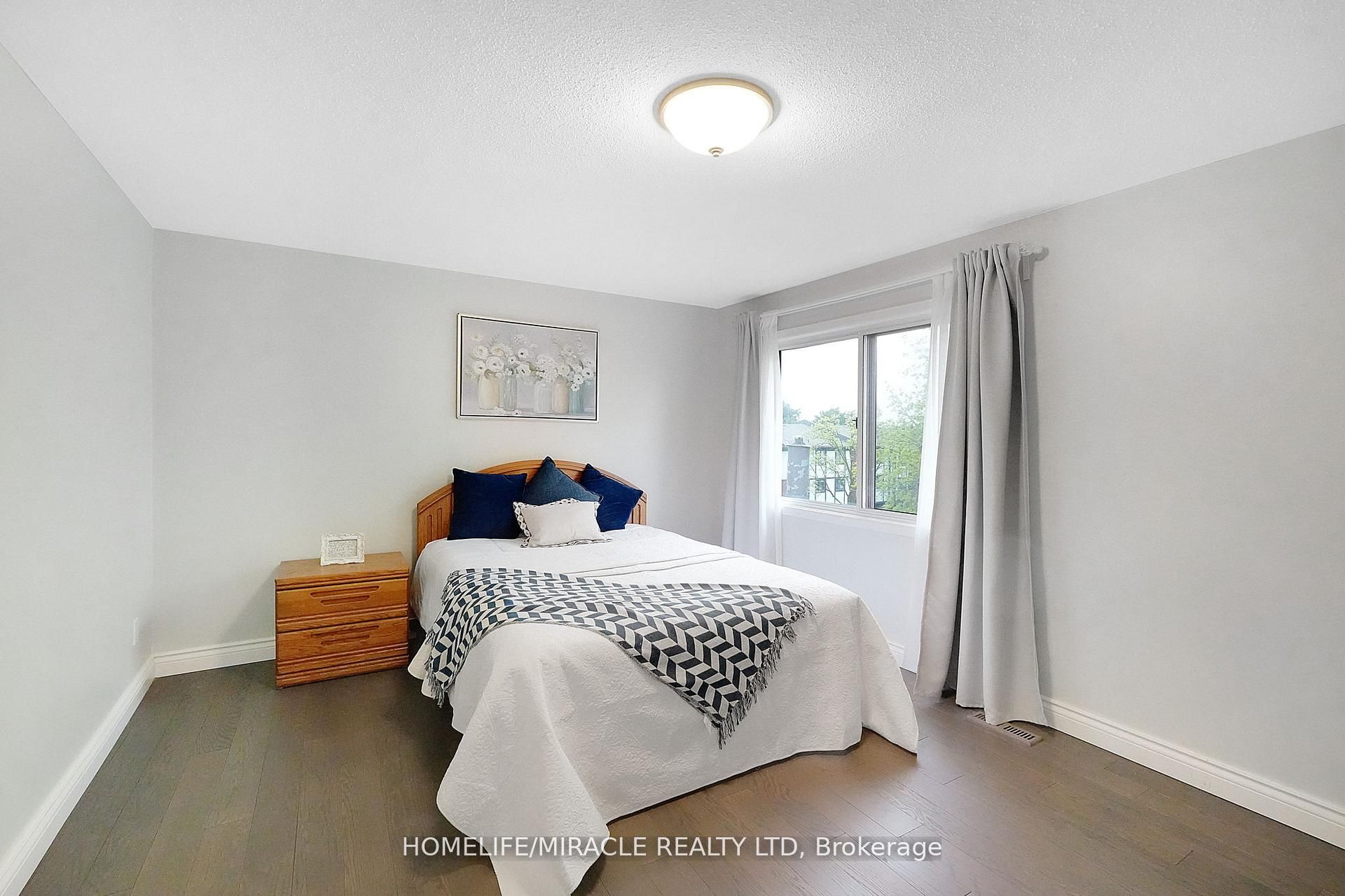 4165 Fieldgate Drive 32 Property Photo 21