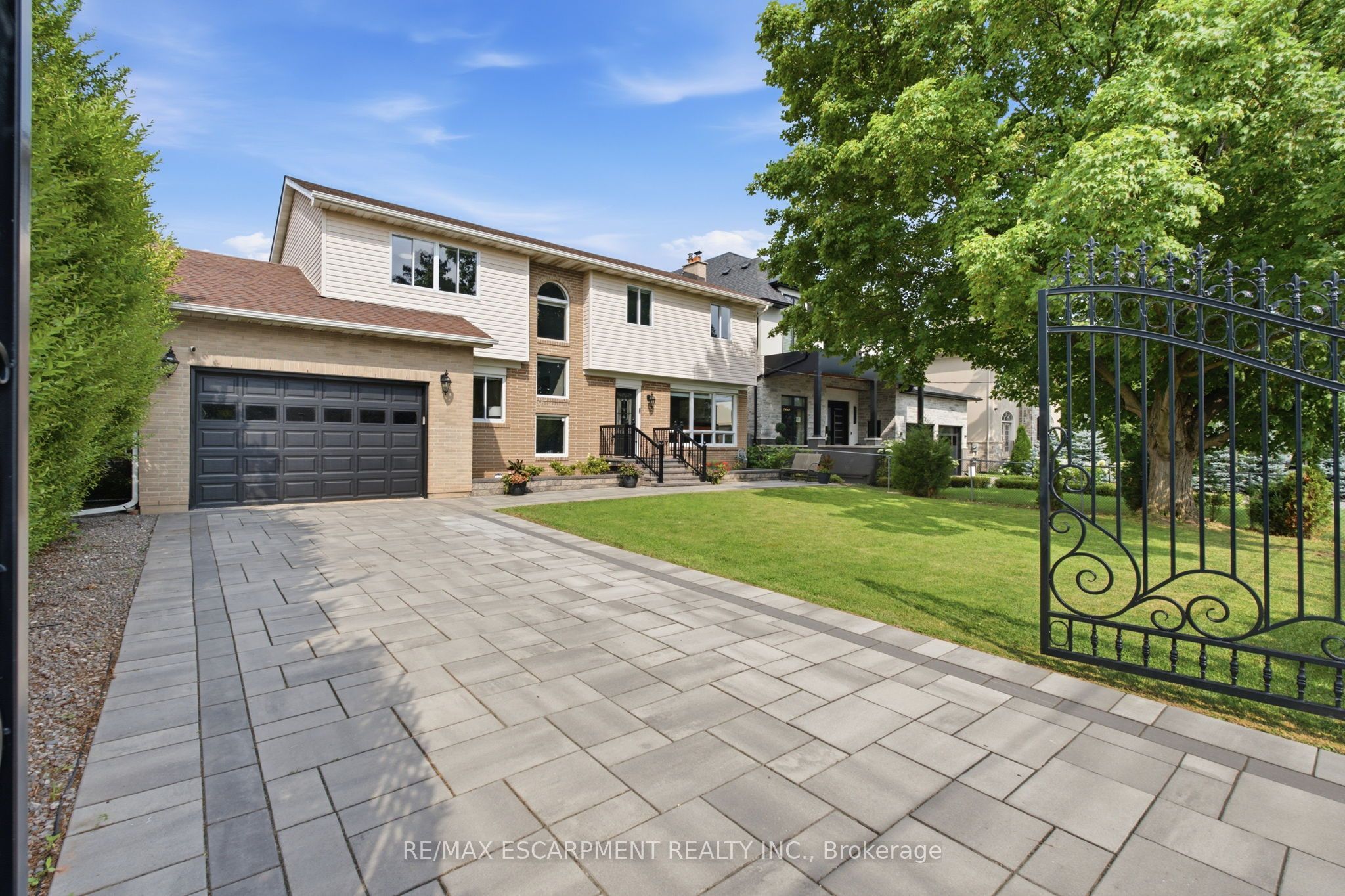 513 Maplehurst Avenue Property Photo 3