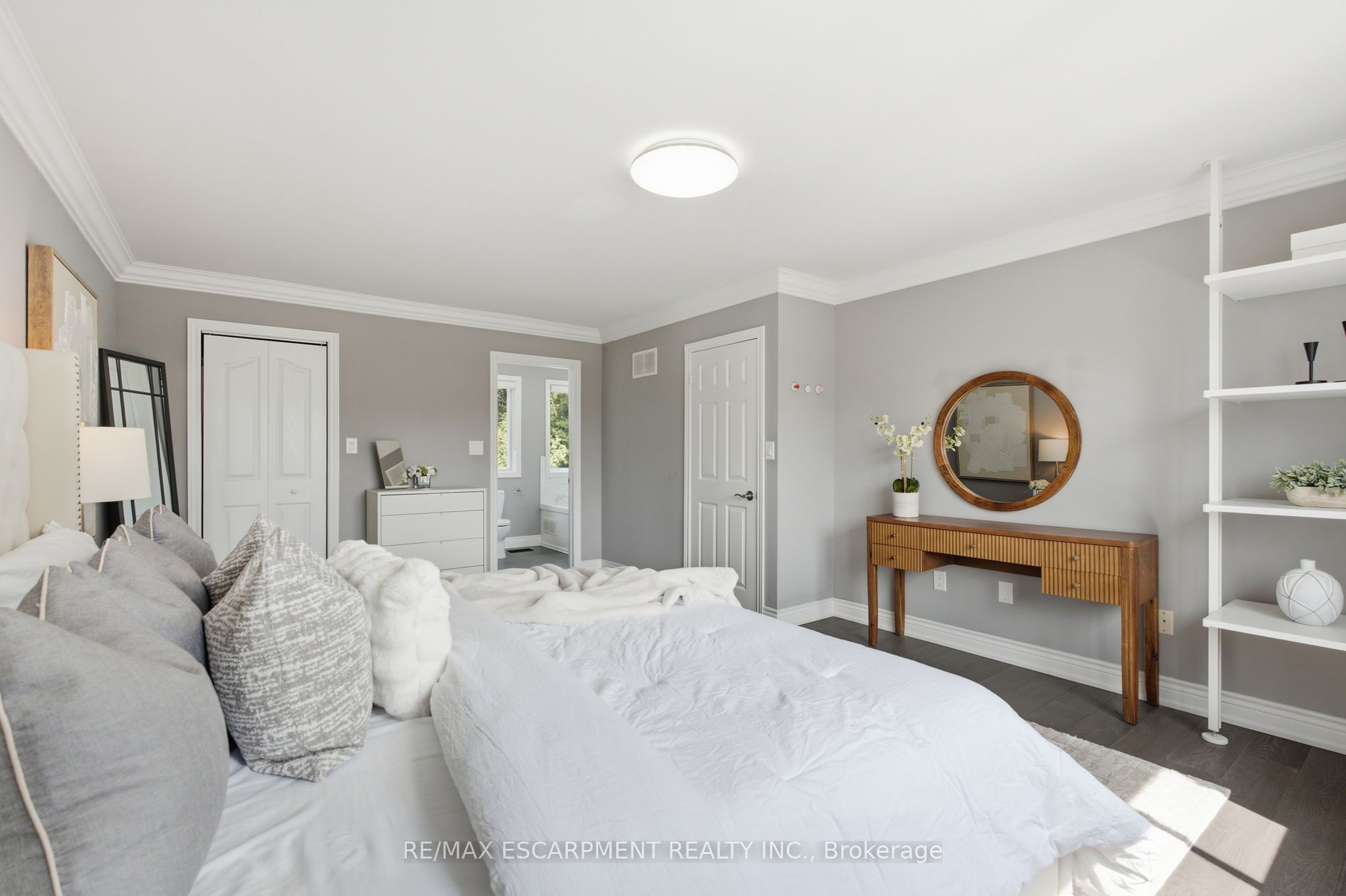 513 Maplehurst Avenue Property Photo 24
