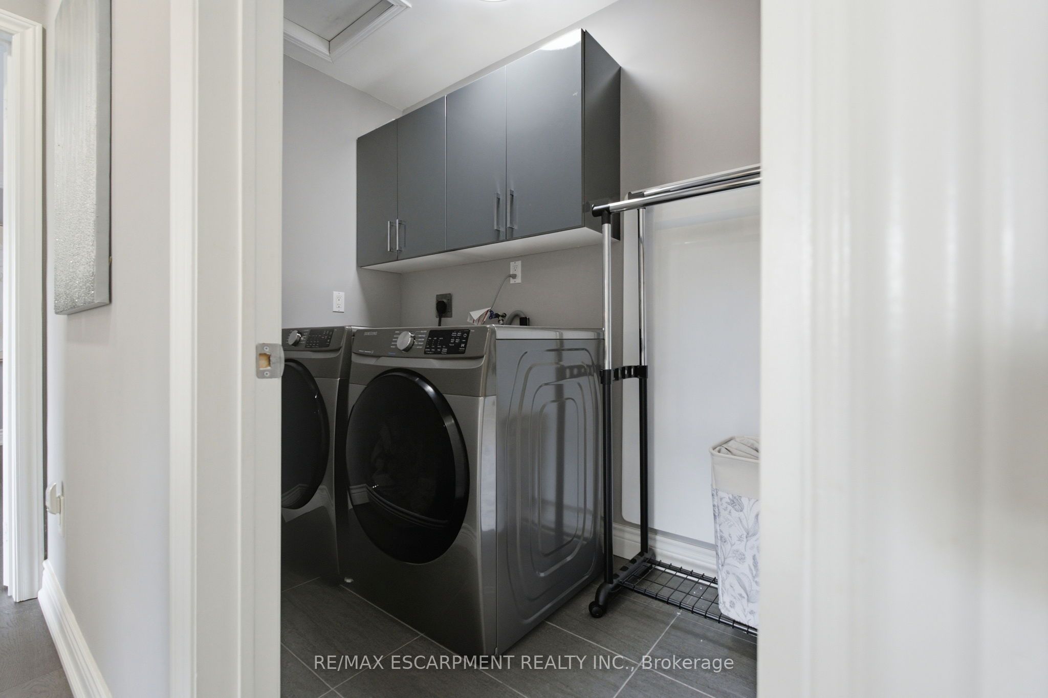 513 Maplehurst Avenue Property Photo 31