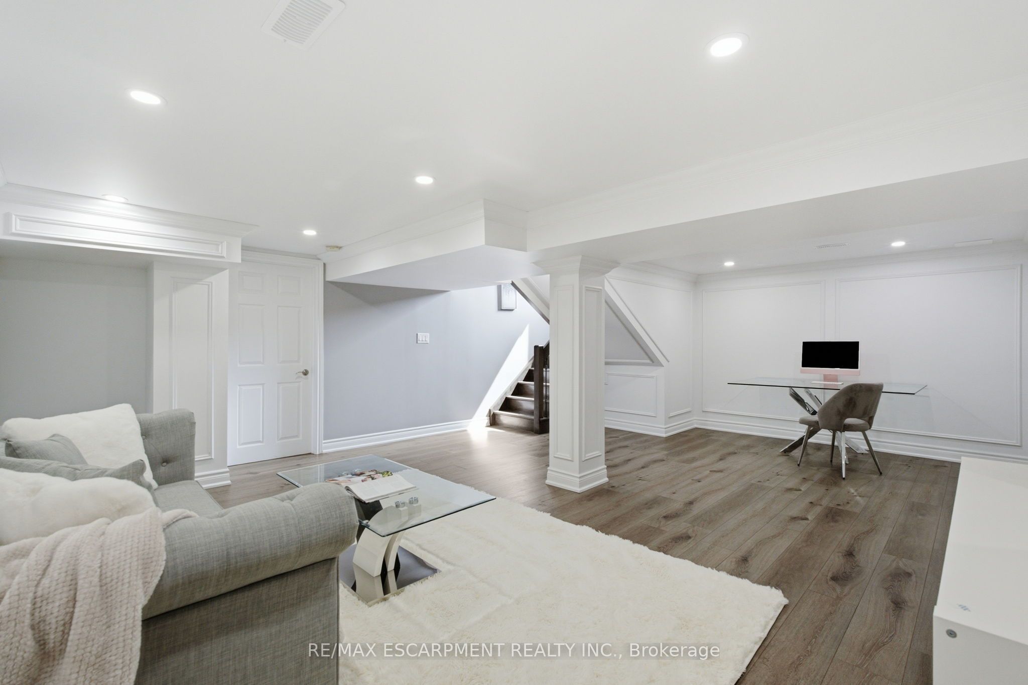 513 Maplehurst Avenue Property Photo 34
