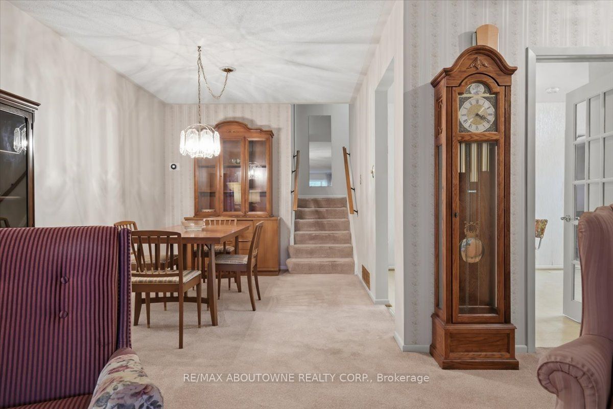 1167 Saturnia Crescent Property Photo 10