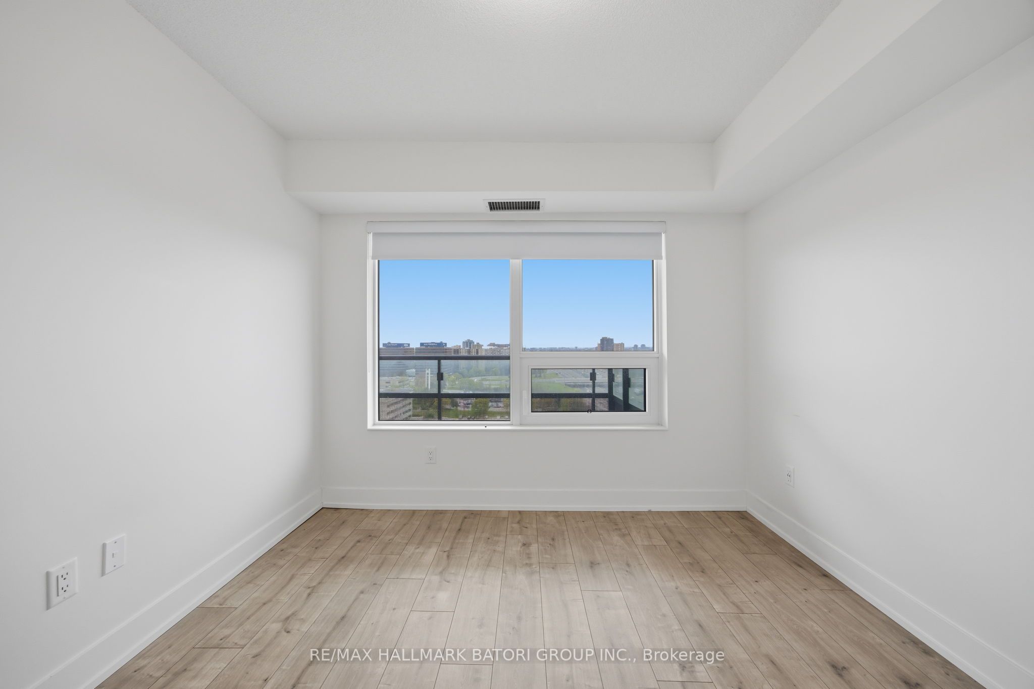10 Eva Road 1505 Property Photo 11