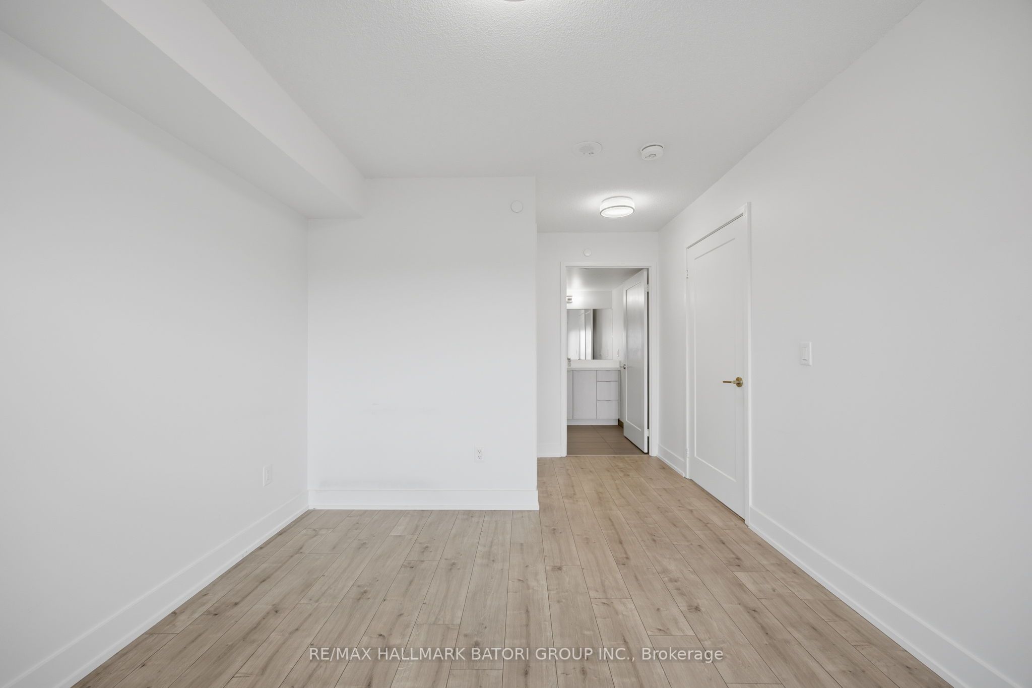 10 Eva Road 1505 Property Photo 15