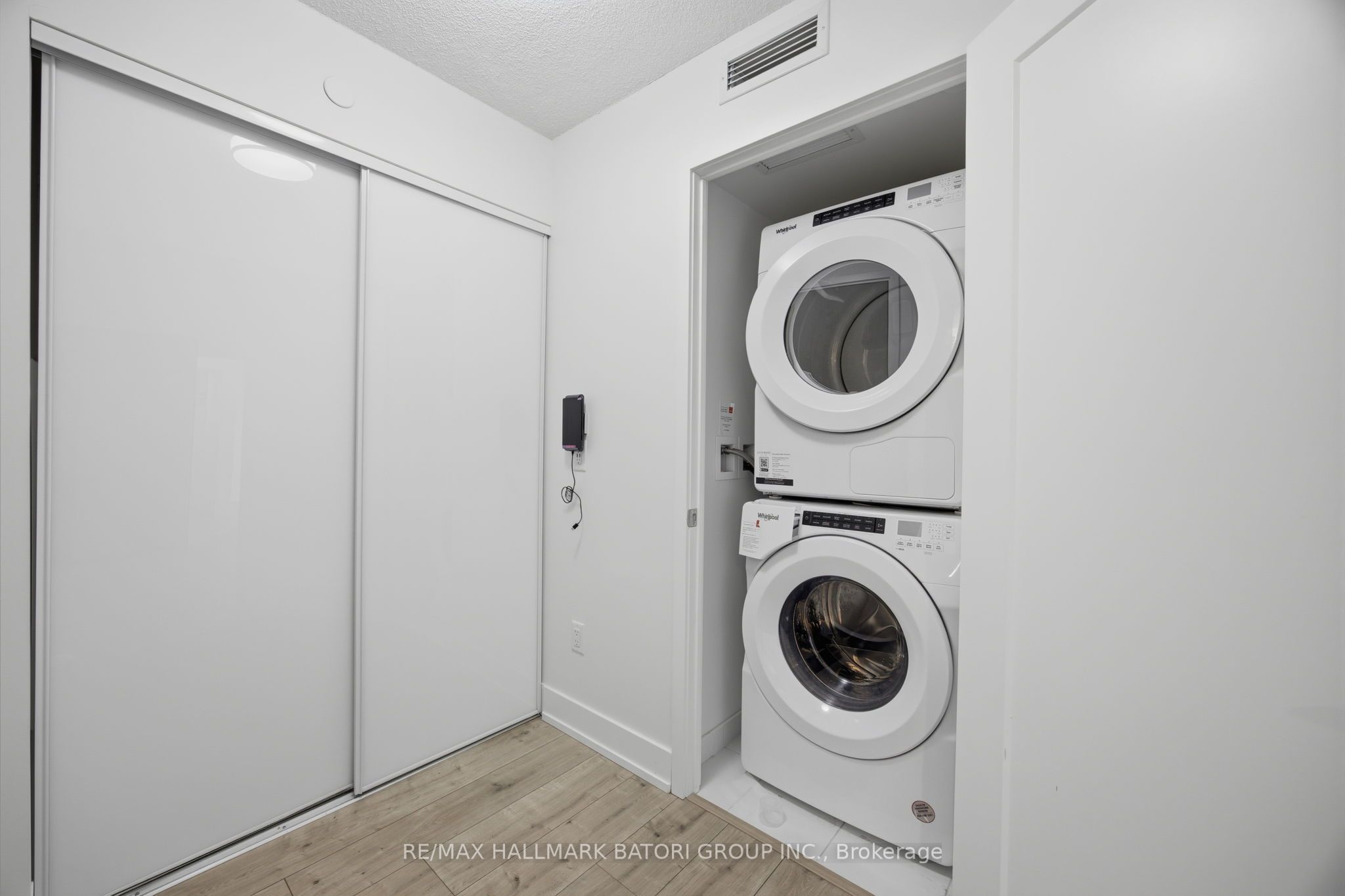 10 Eva Road 1505 Property Photo 18