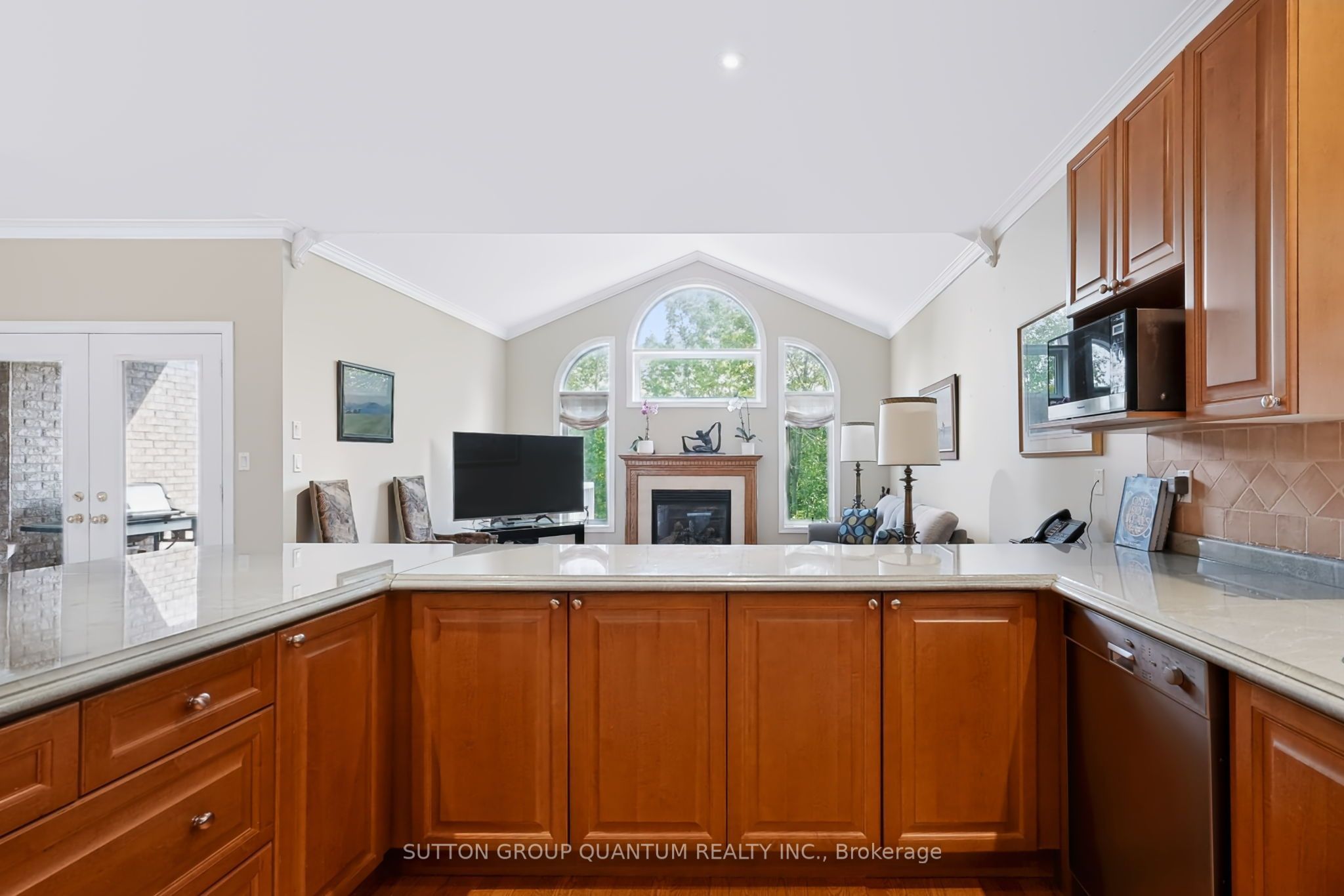 1536 Pinery Crescent Property Photo 14