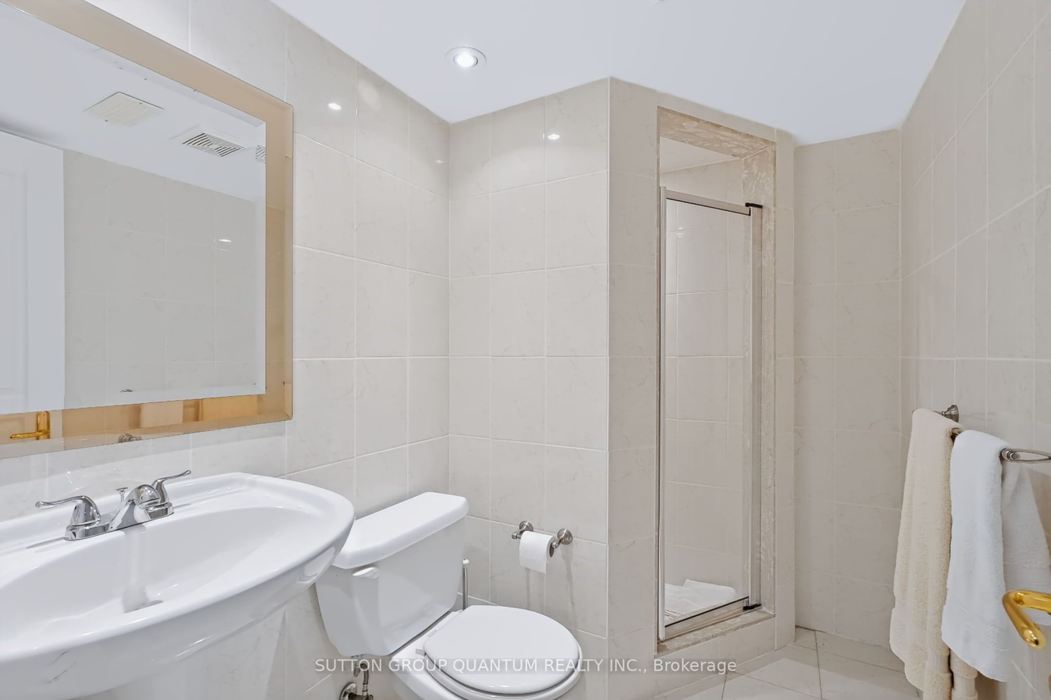 1536 Pinery Crescent Property Photo 38