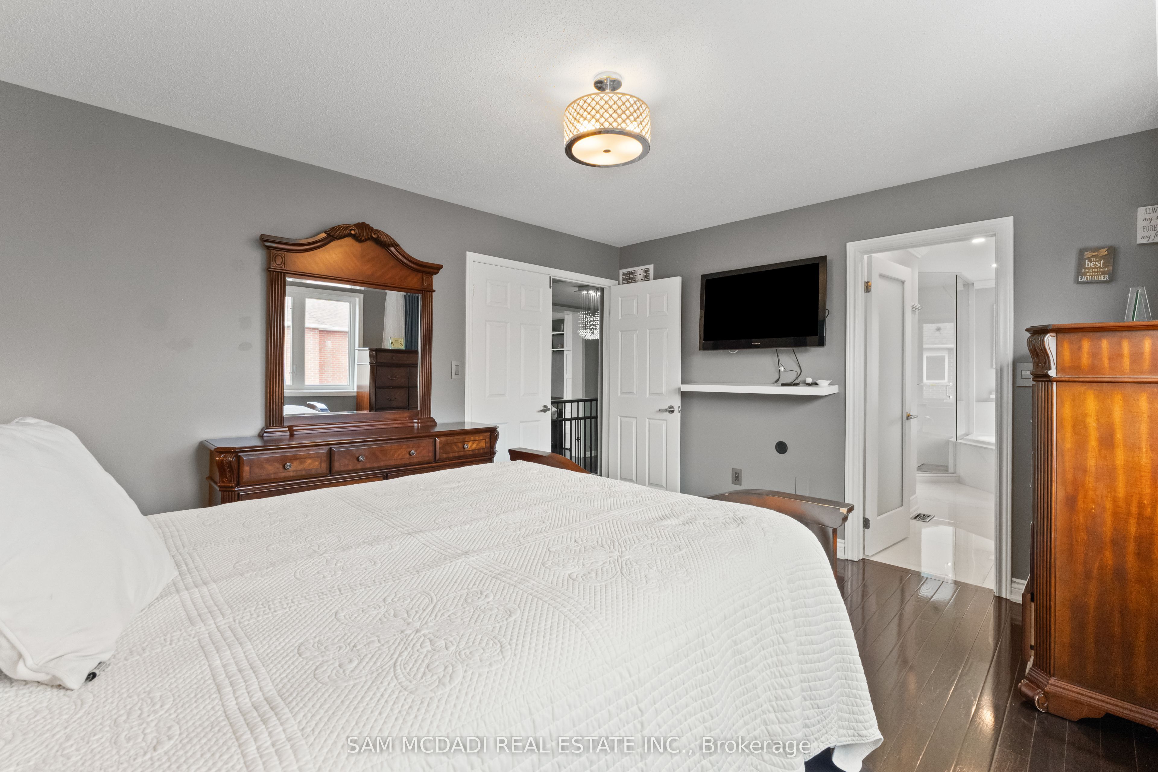 920 Clark Boulevard Property Photo 20