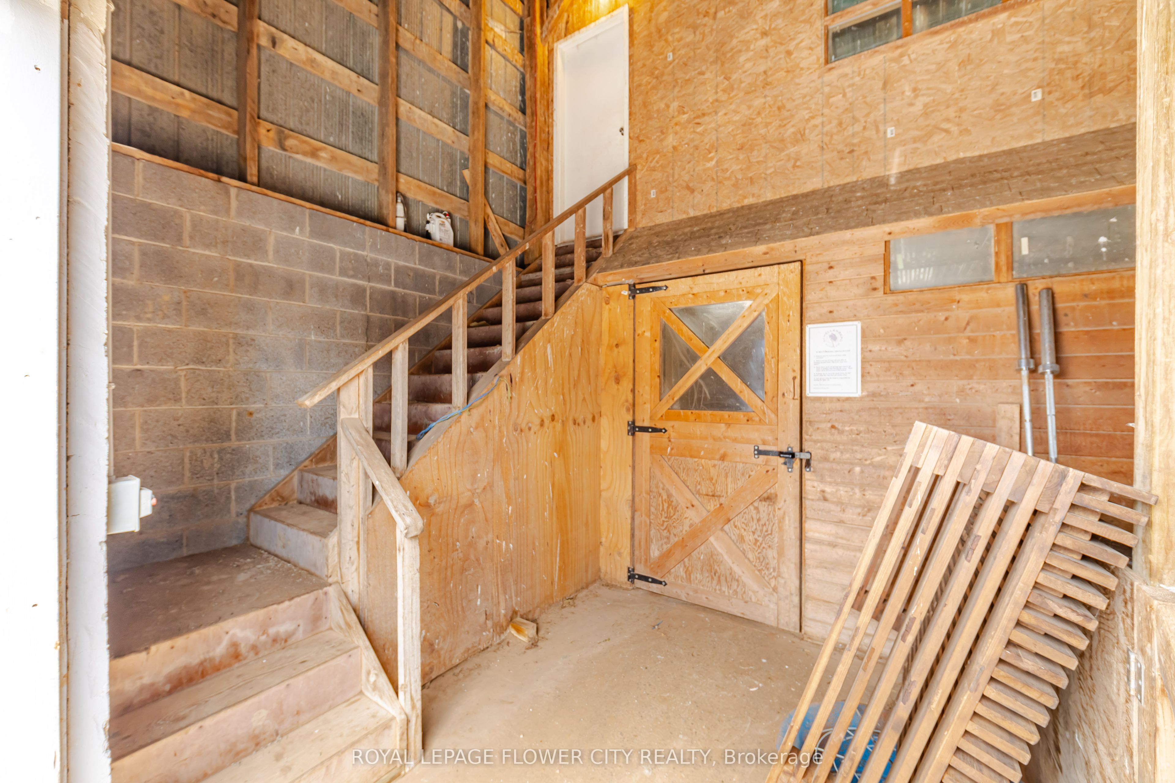 2483 Burnhamthorpe Road Property Photo 30