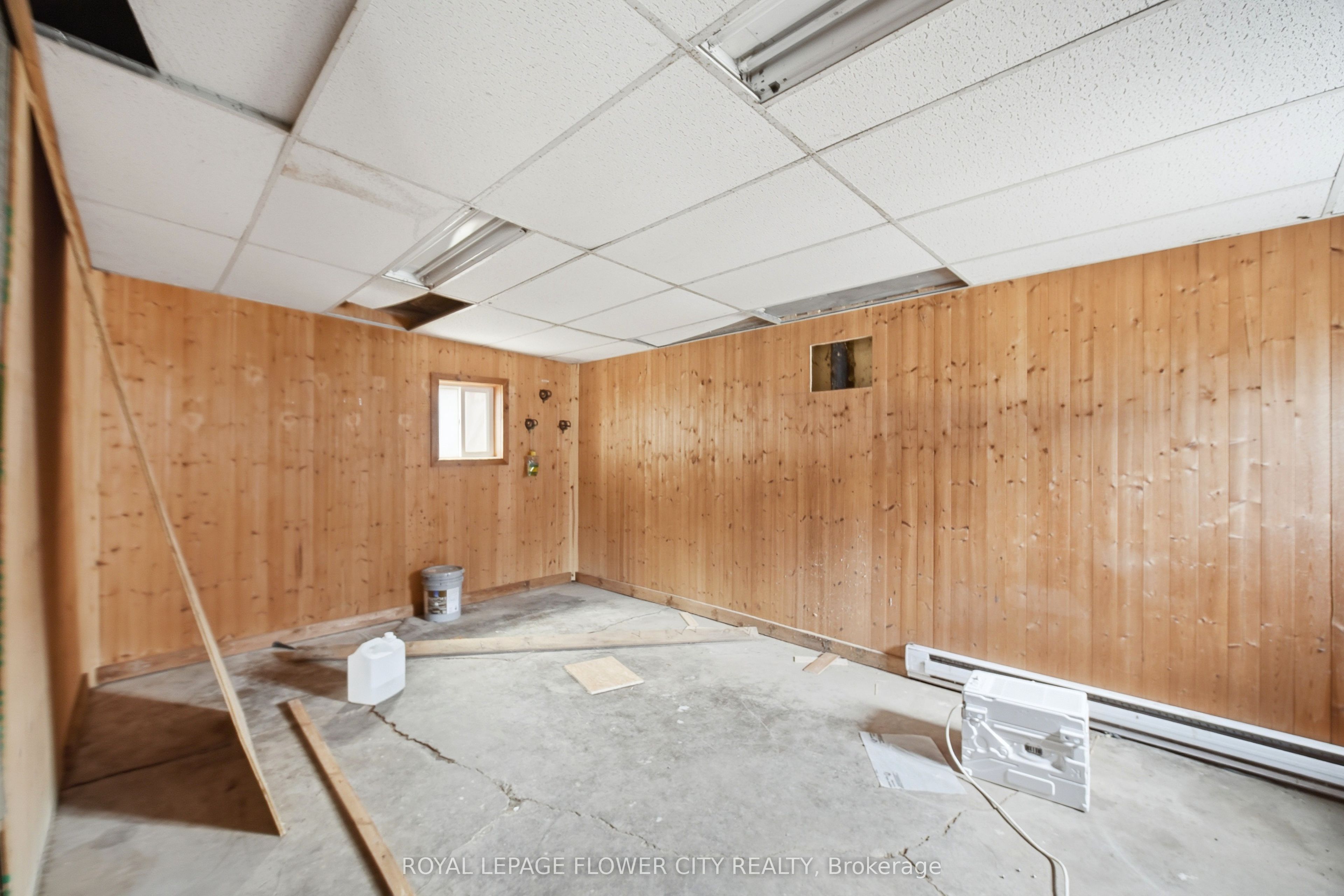 2483 Burnhamthorpe Road Property Photo 34