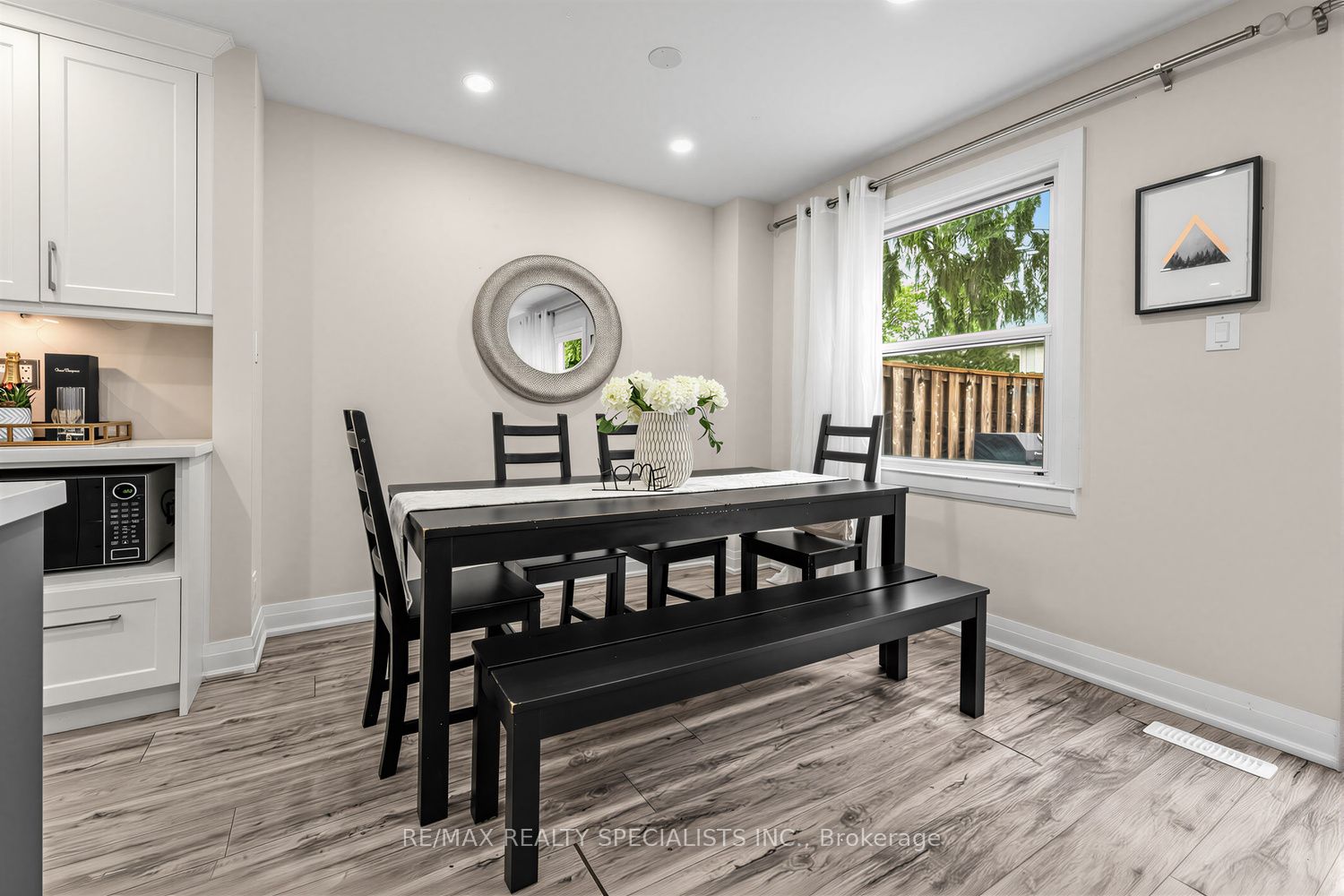 405 Hyacinthe Boulevard 7 Property Photo 10