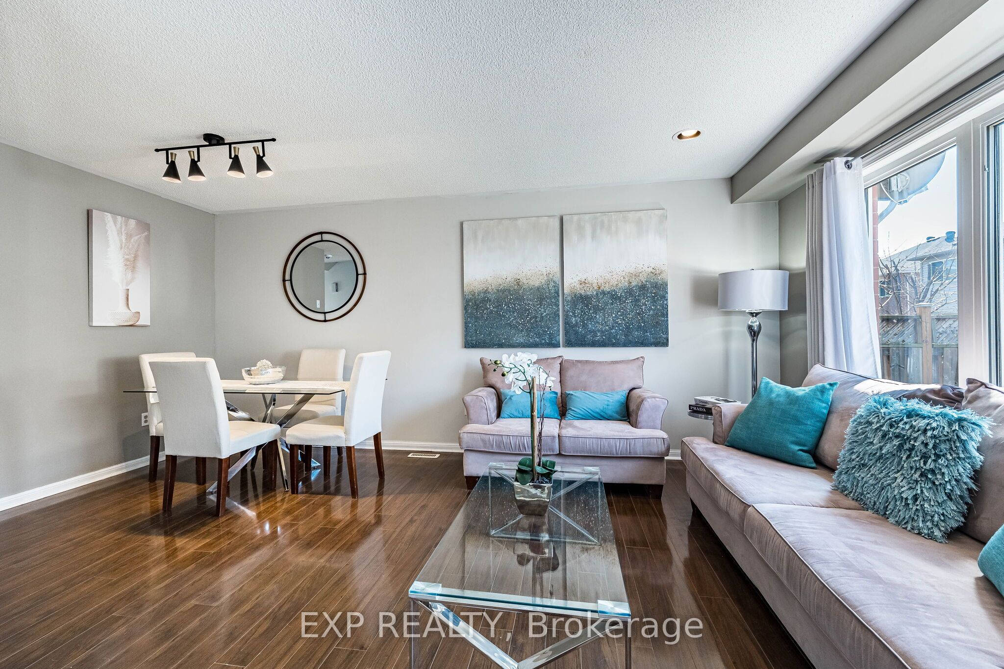 53 Sweetwood Circle Property Photo 10