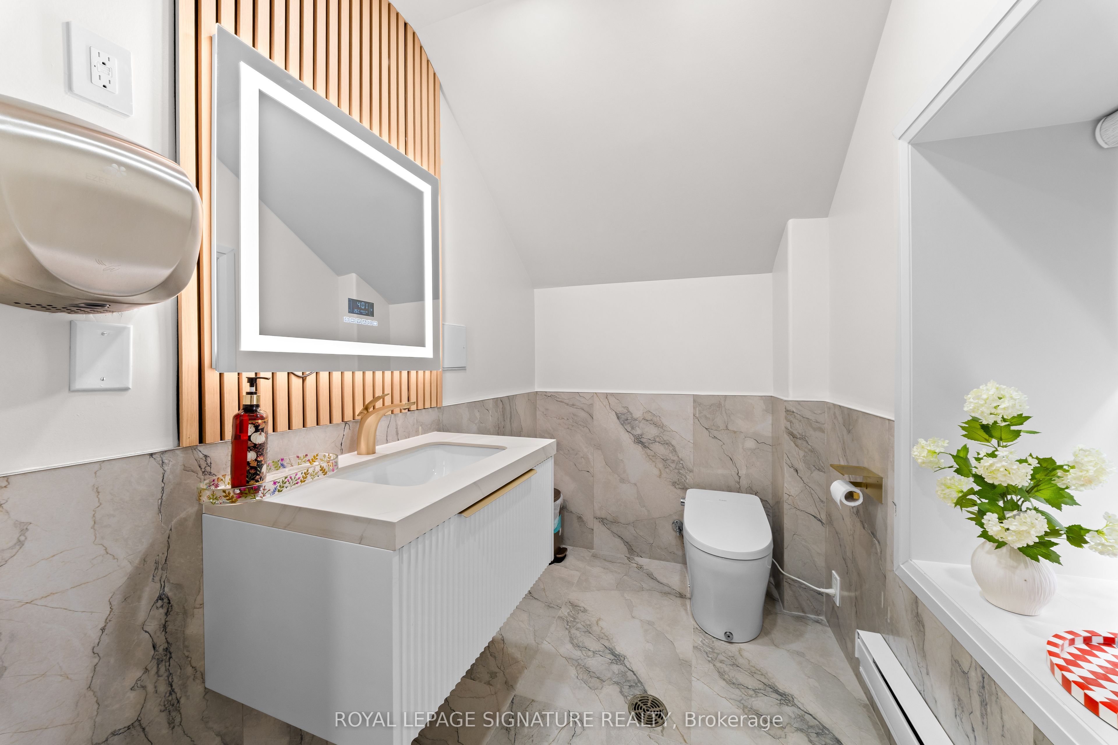 6461 Mayfield Road 29 Property Photo 18