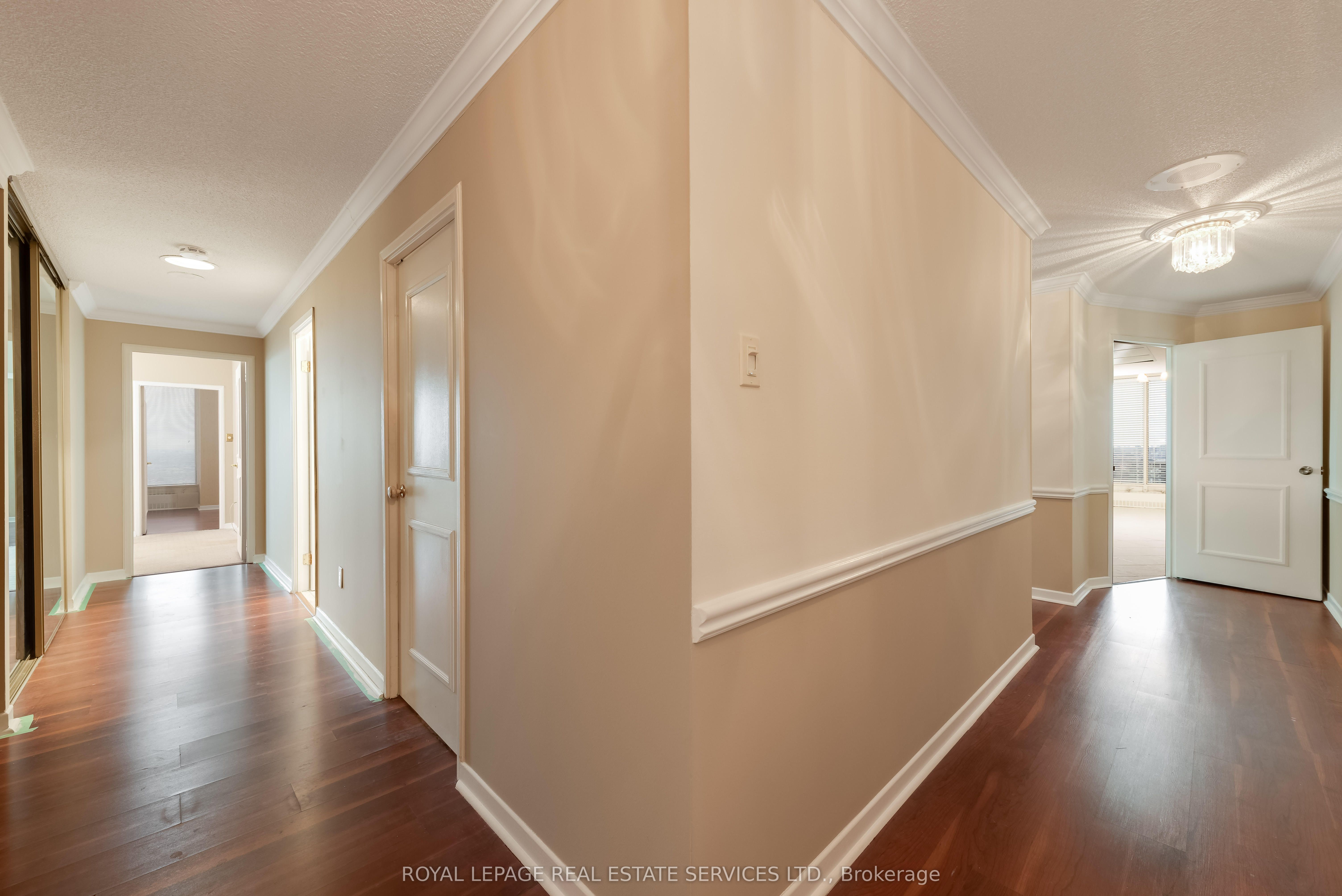2045 Lake Shore Boulevard W 4503 Property Photo 10