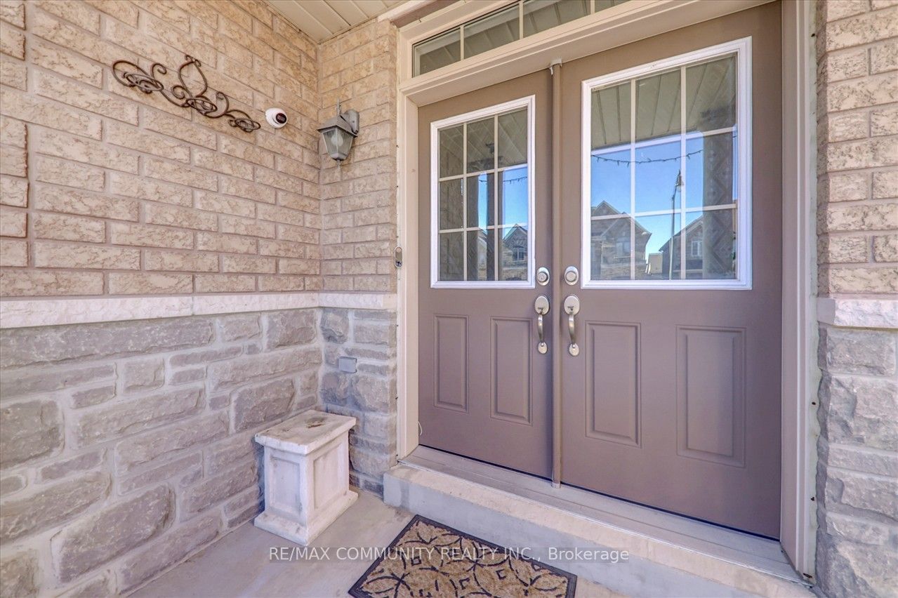 69 Clearfield Drive Property Photo 5