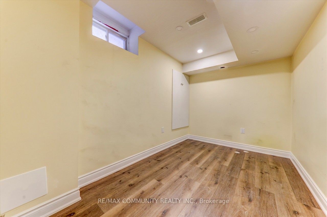69 Clearfield Drive Property Photo 31