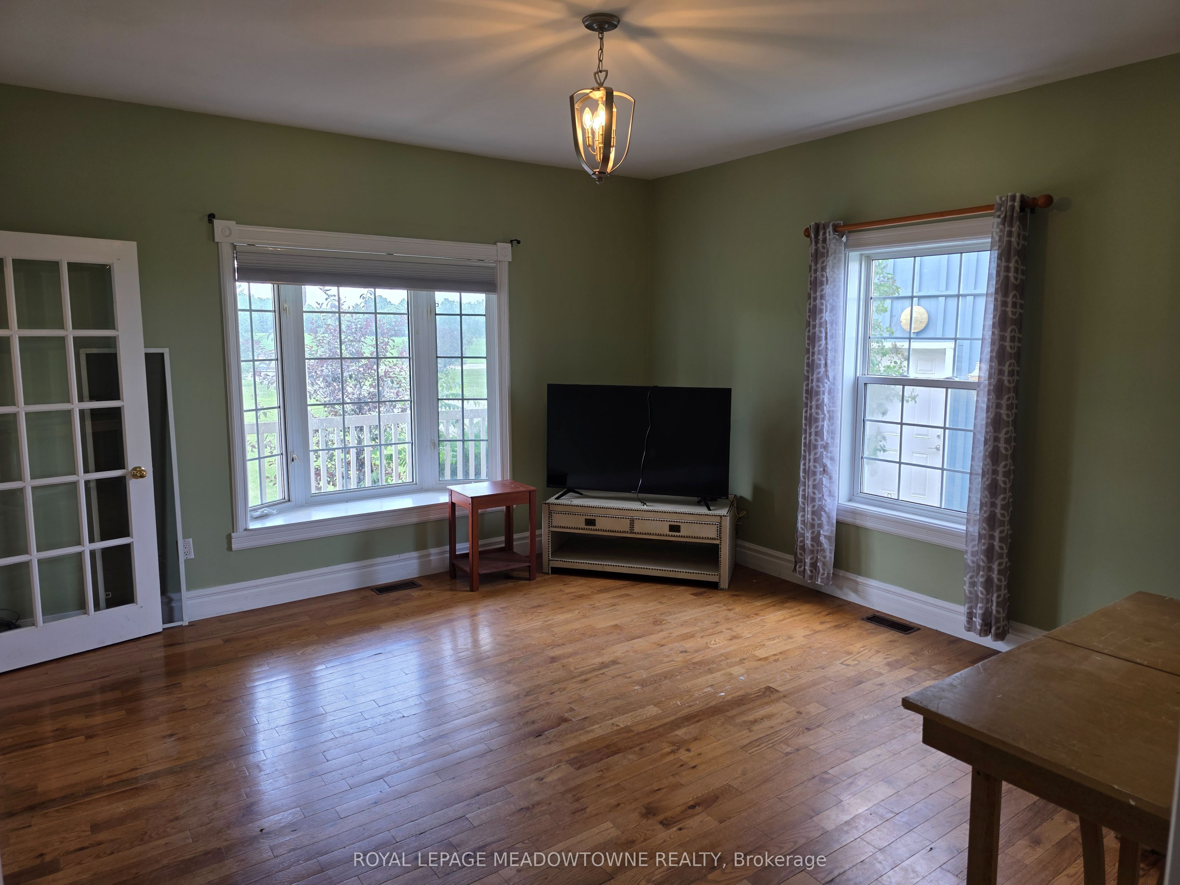 13727 Creditview Road Property Photo 9