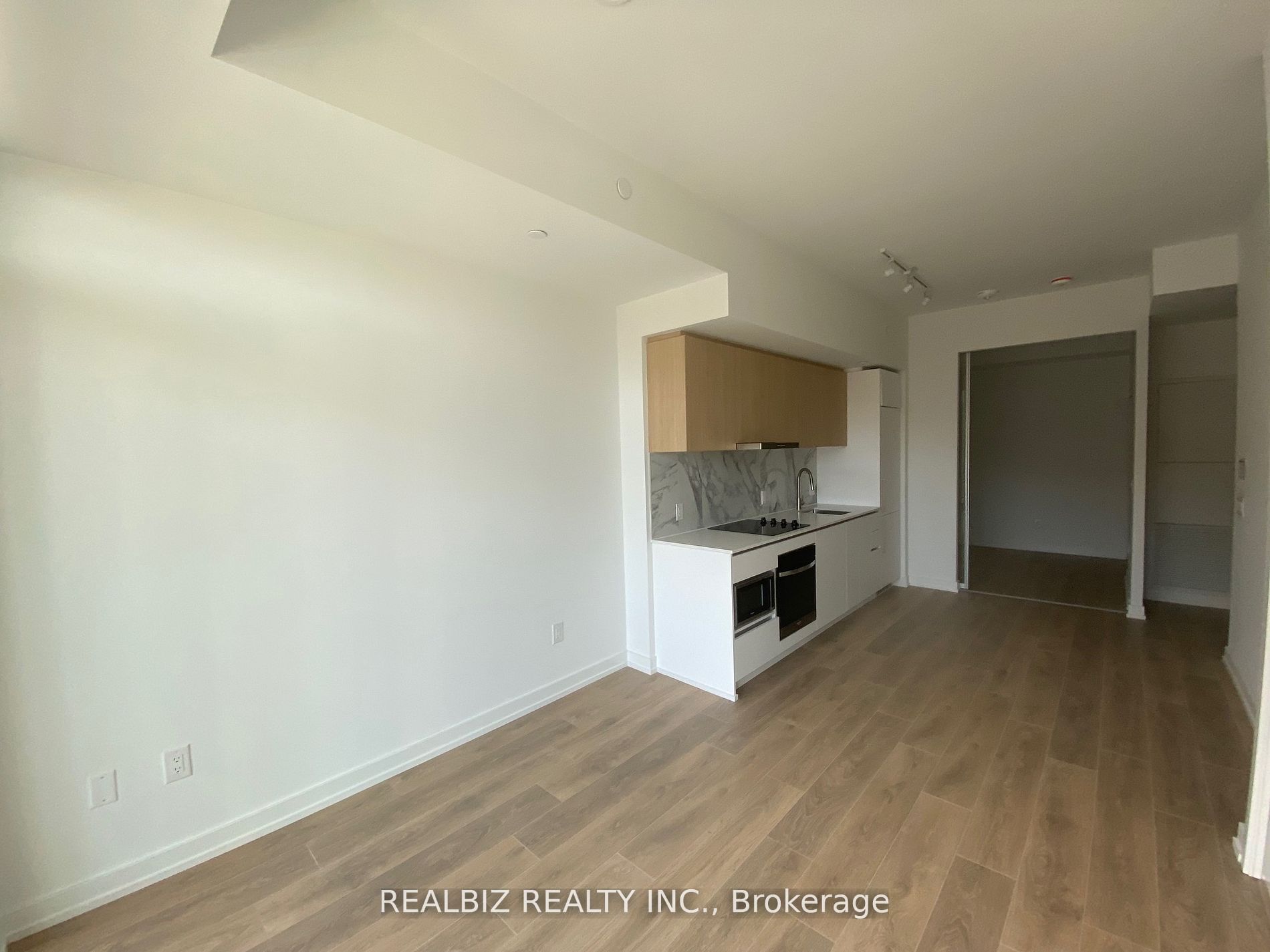 1100 Sheppard Avenue 339 Property Photo 8
