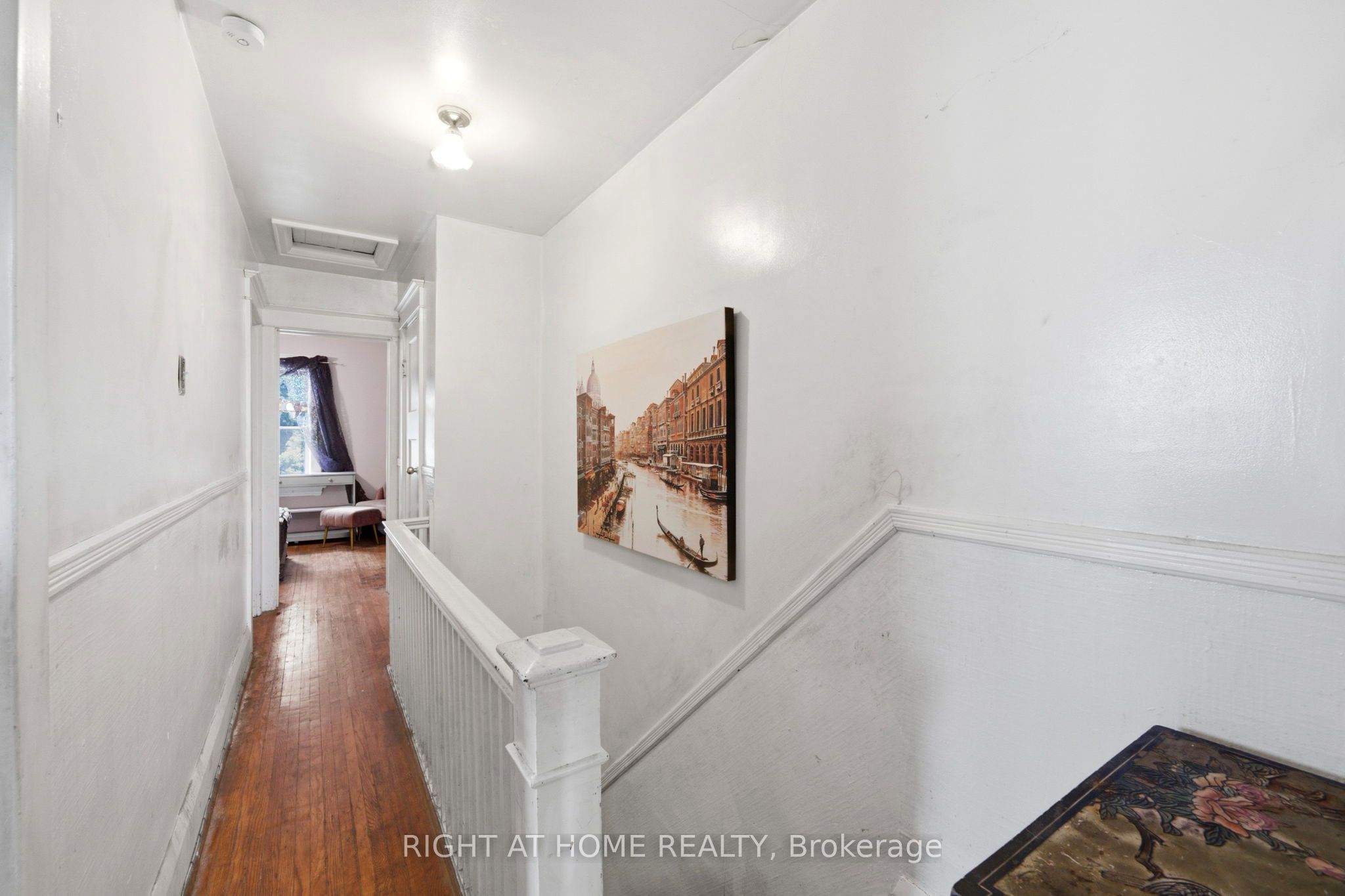 290 Mcroberts Avenue Property Photo 11