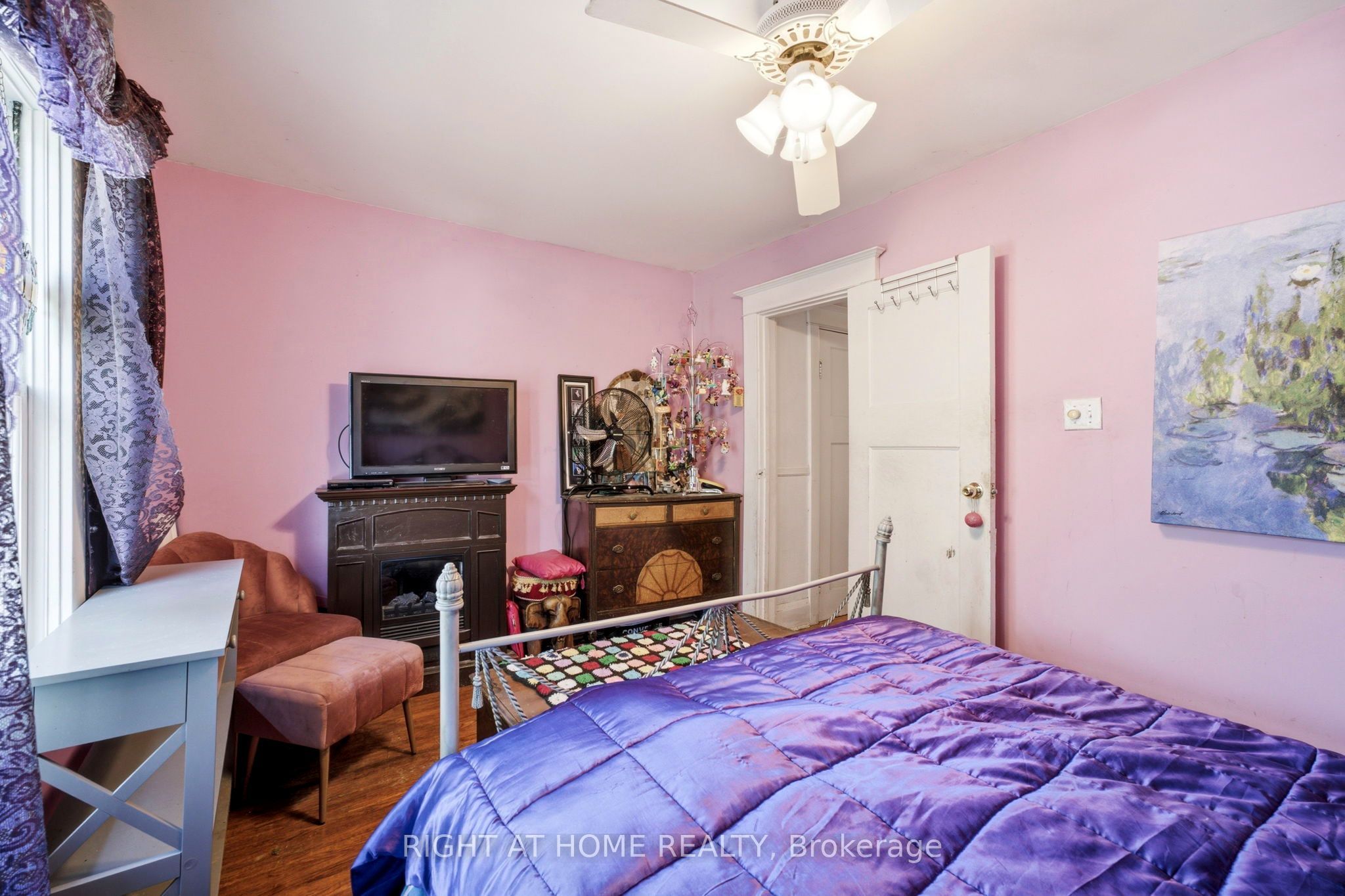 290 Mcroberts Avenue Property Photo 15