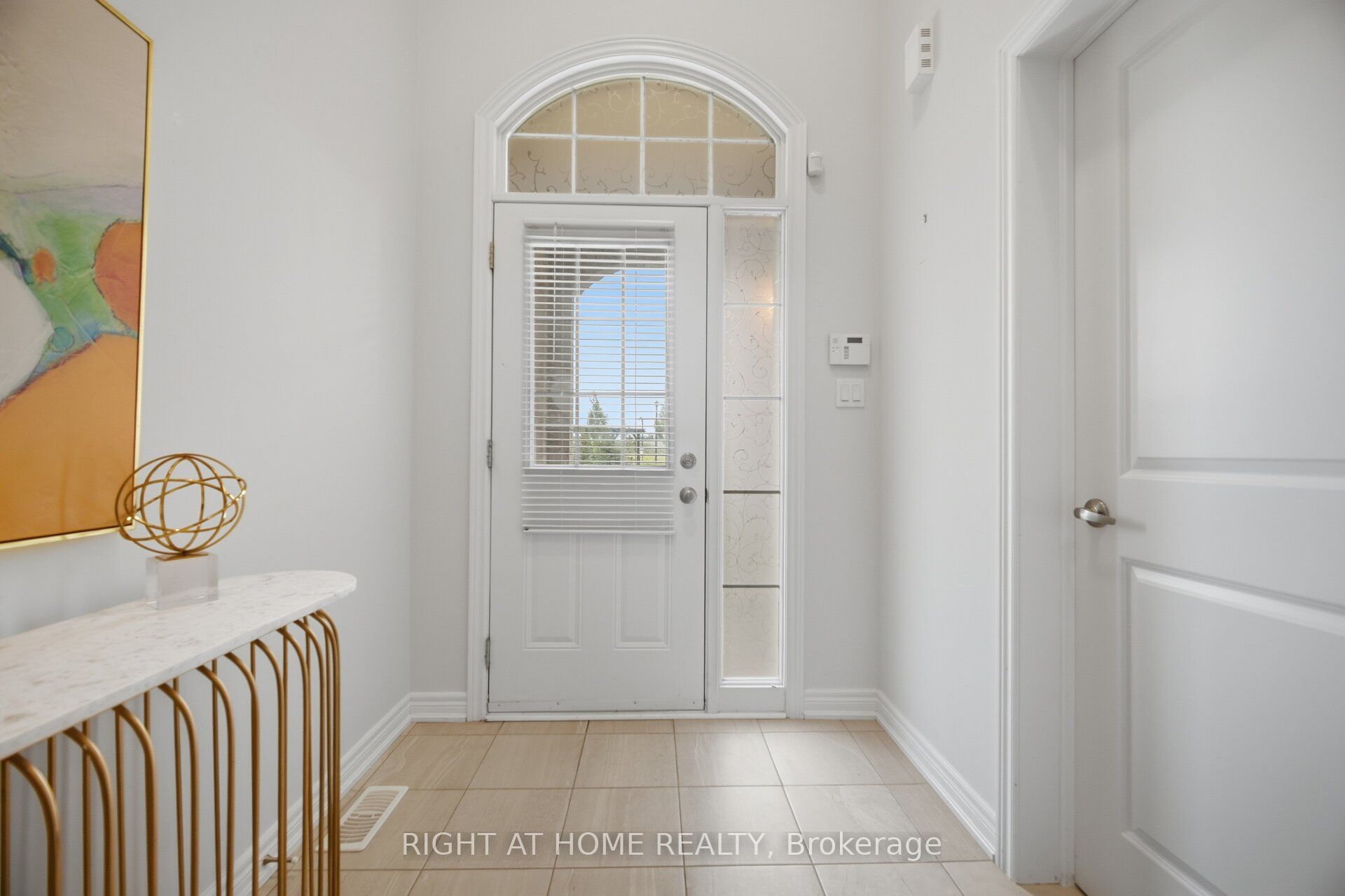 41 Overlea Drive Property Photo 6