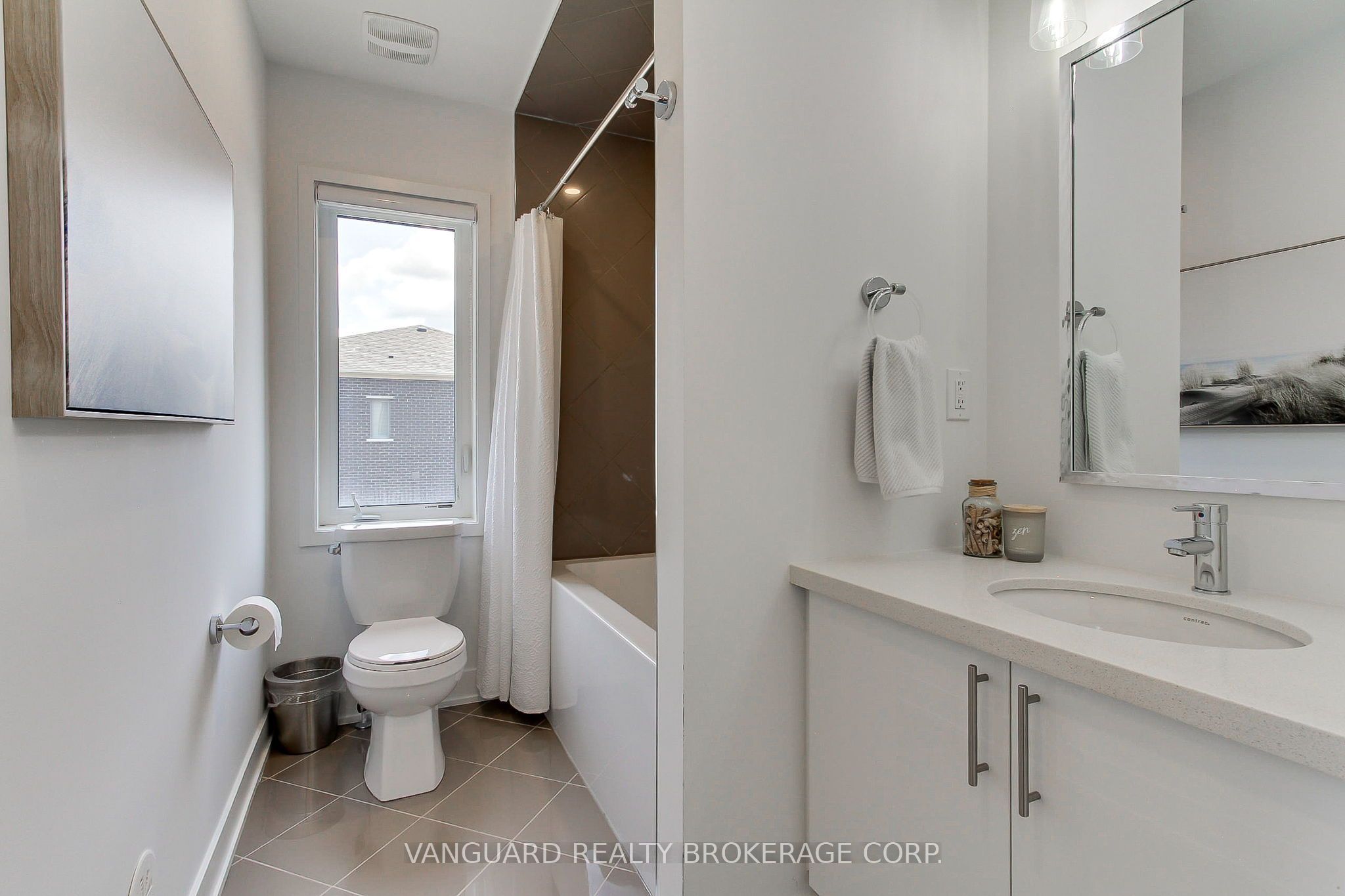 146 Landsbridge Street Property Photo 25