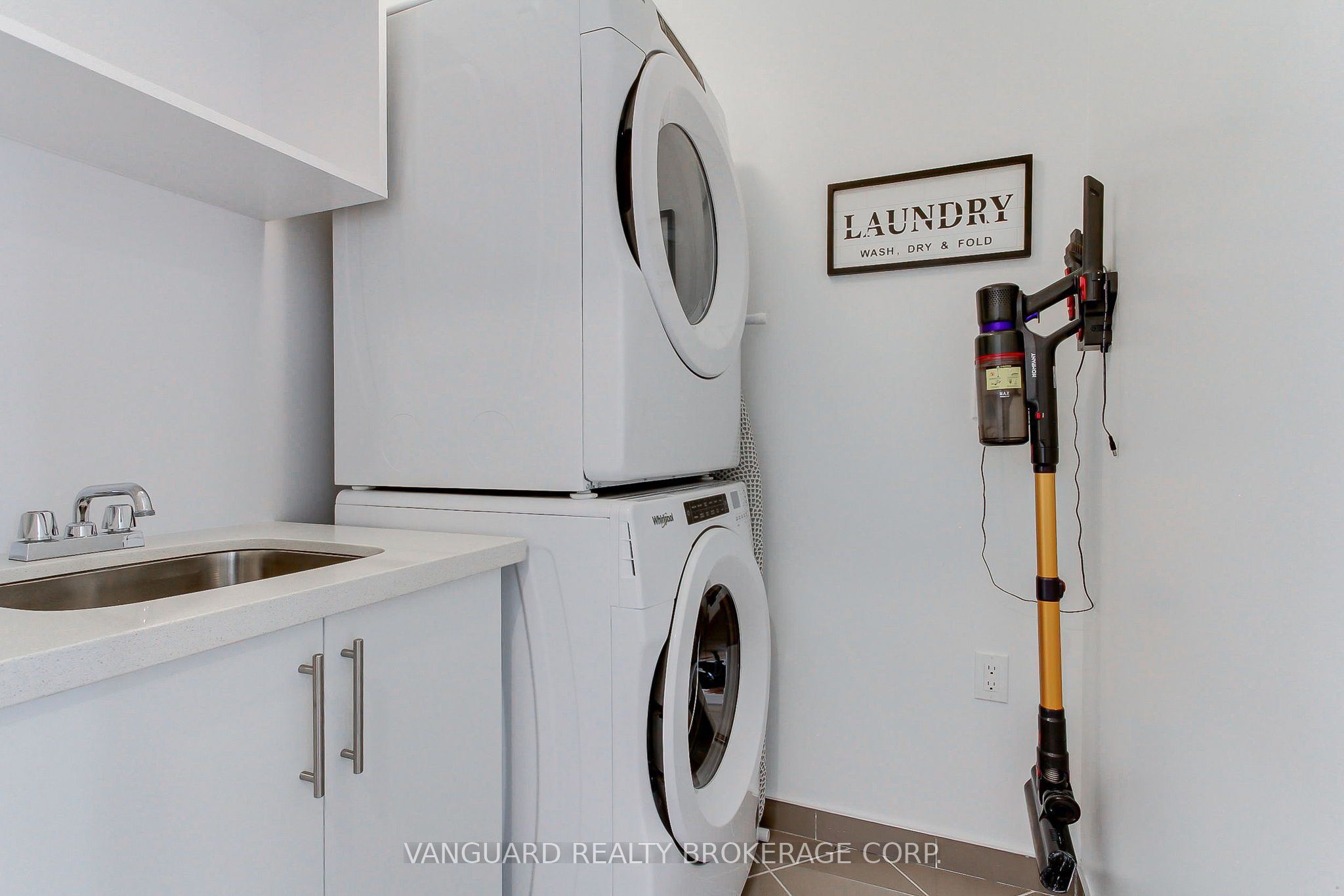 146 Landsbridge Street Property Photo 26