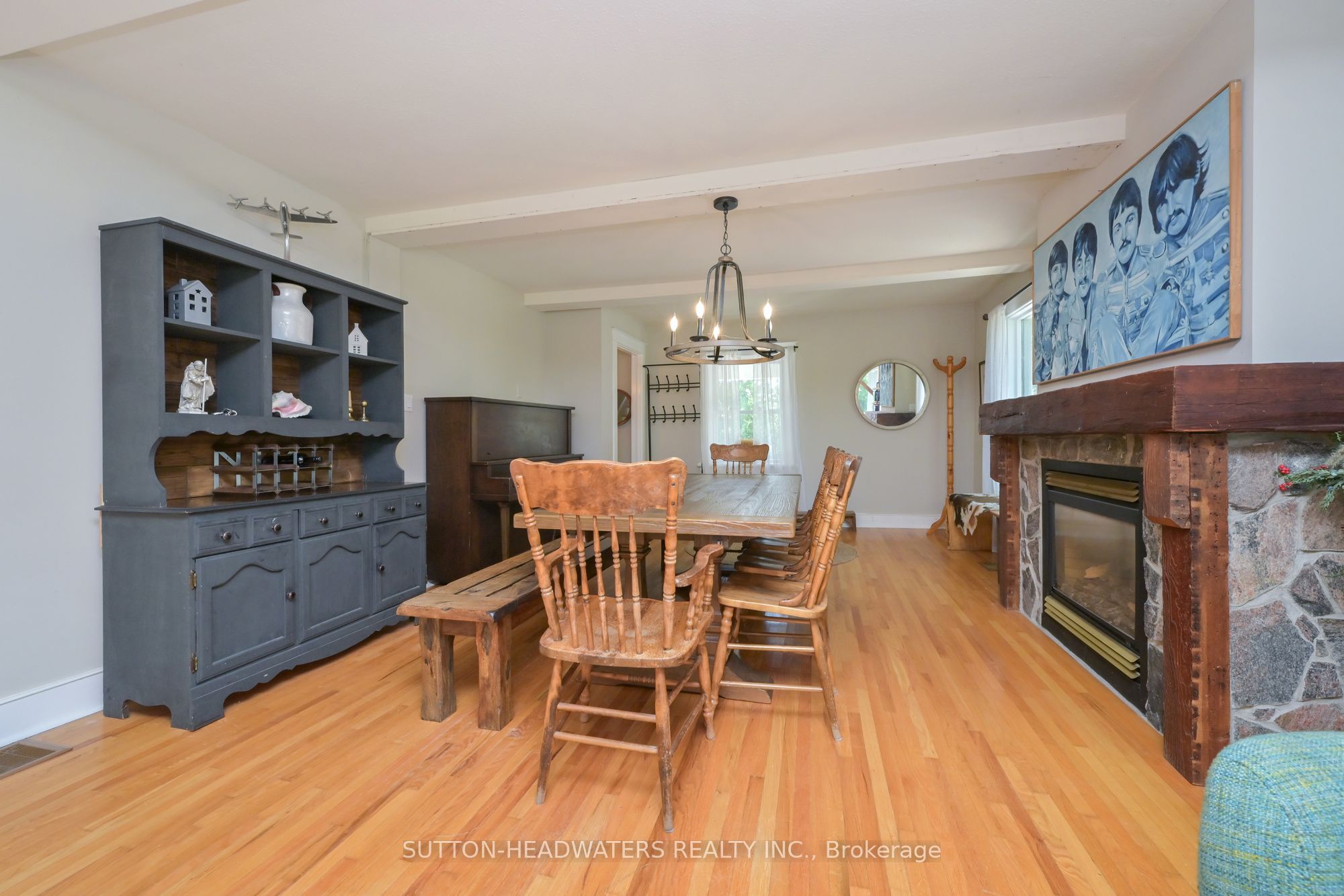 14427 Creditview Road Property Photo 8