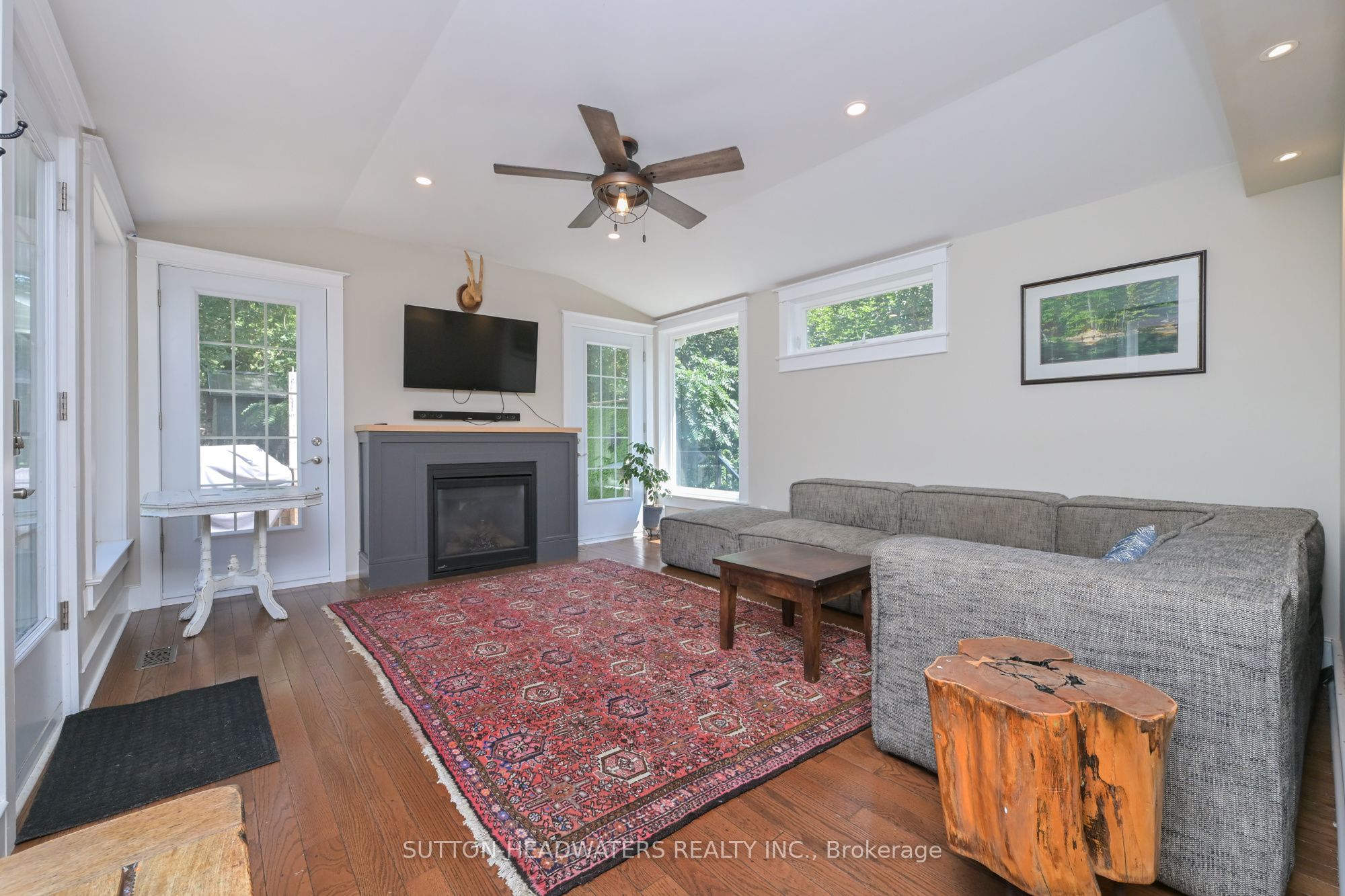14427 Creditview Road Property Photo 11