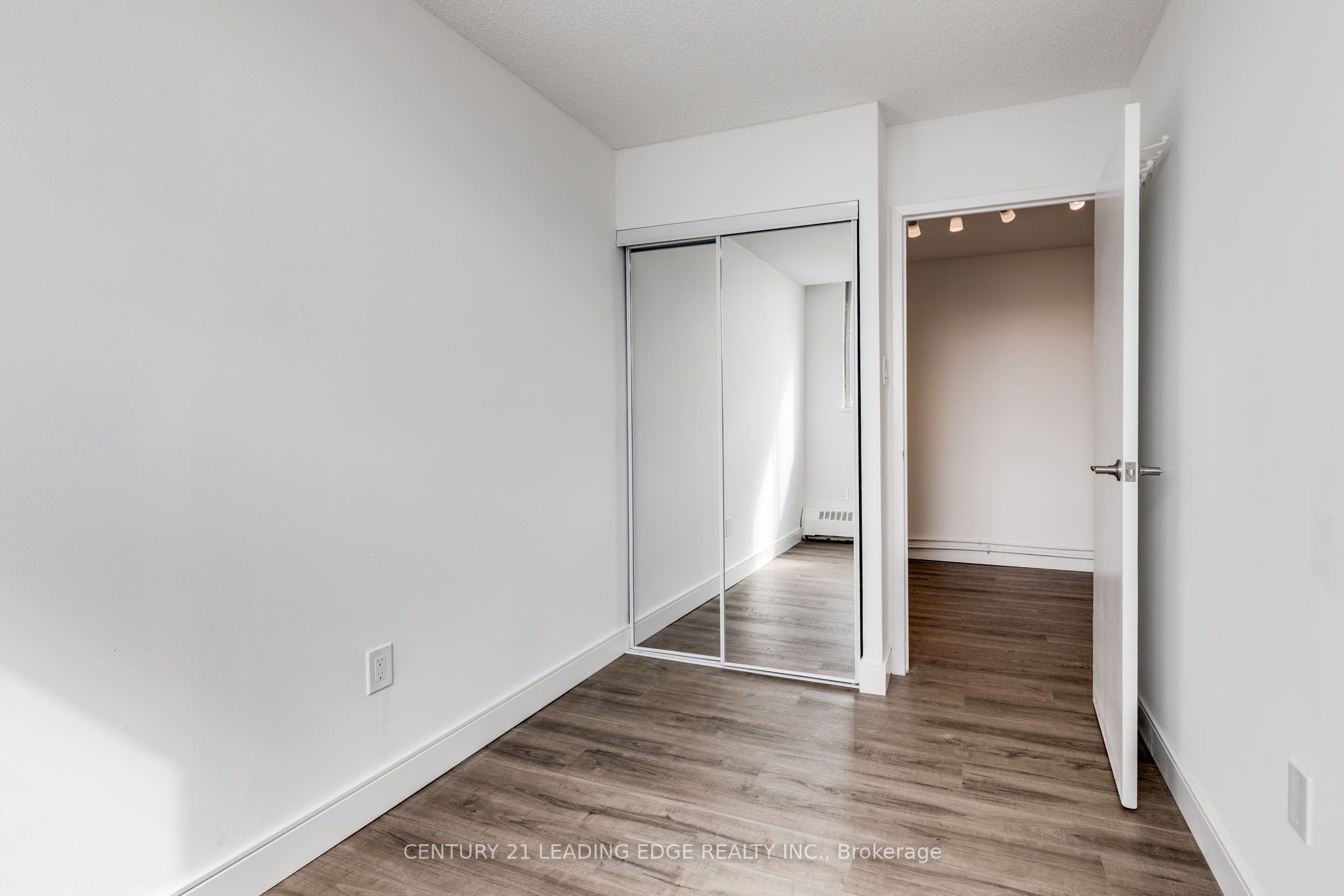 200 Lotherton Pathway 1208 Property Photo 30
