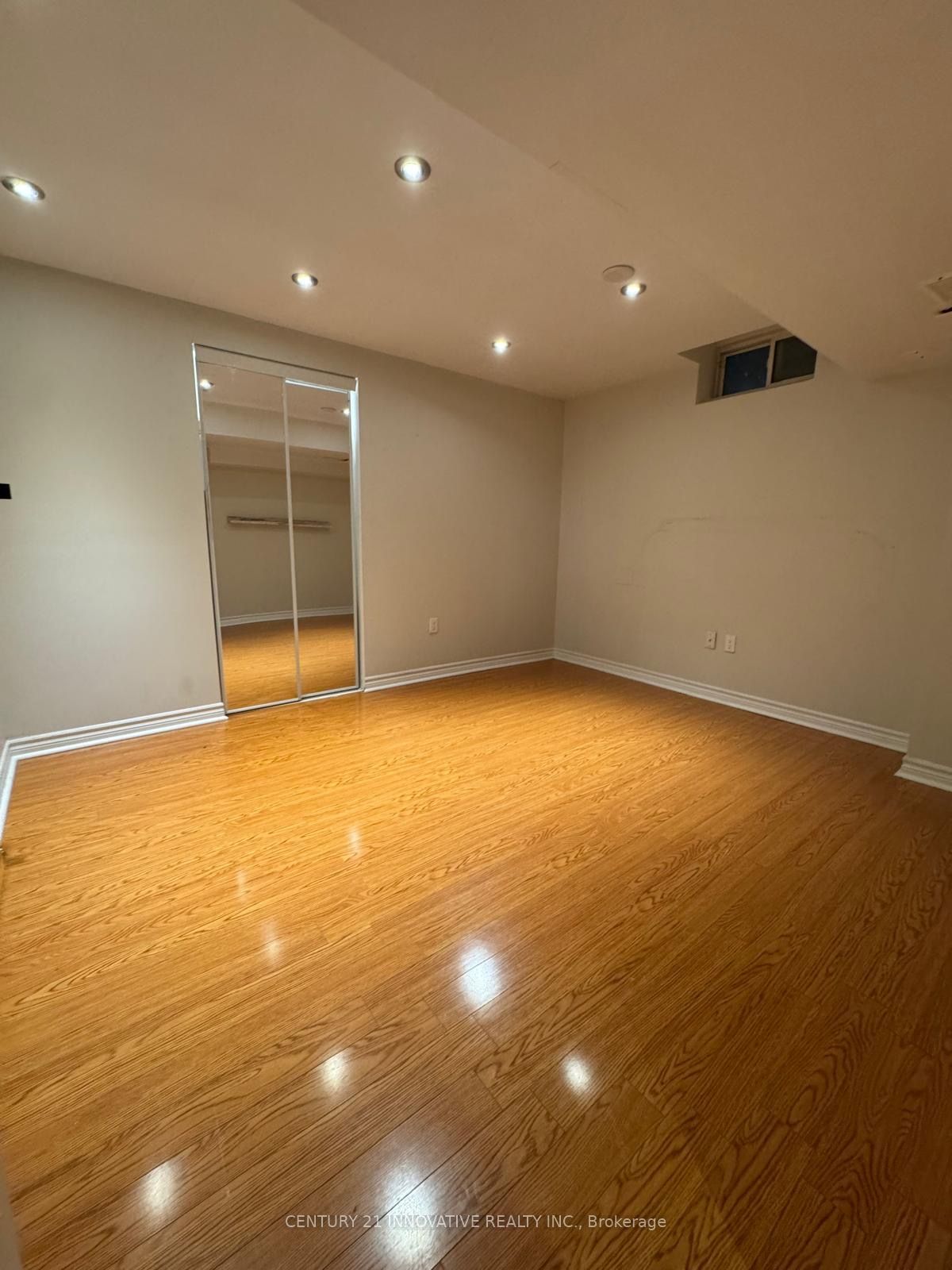 3674 Freeman Terrace Property Photo 11